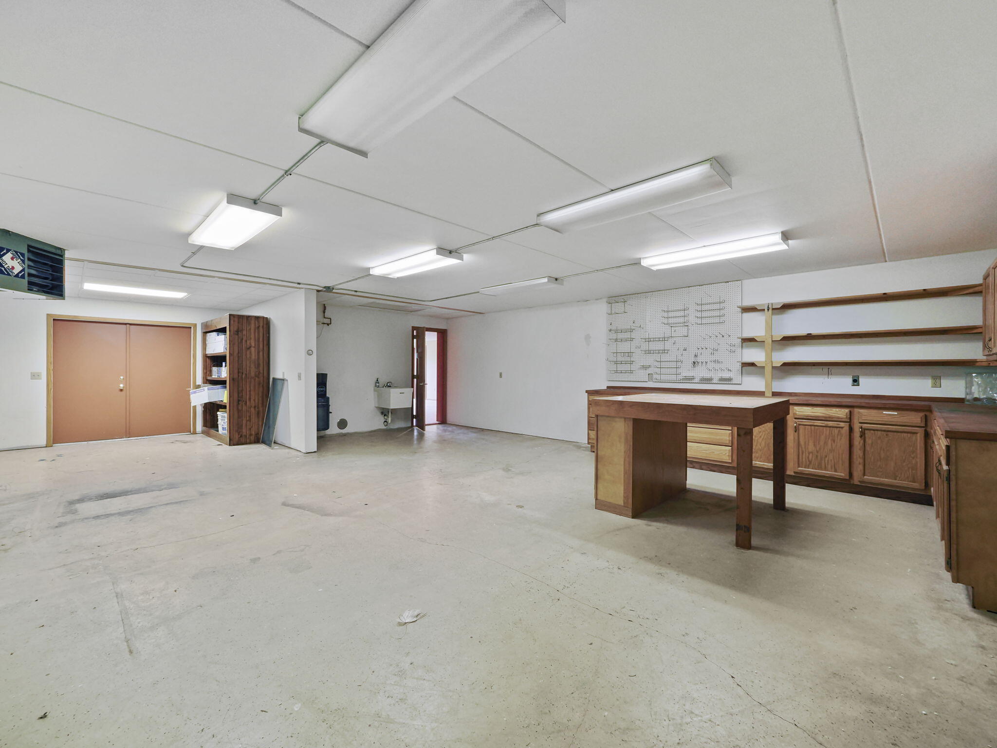 200 National Drive Property Photo 22