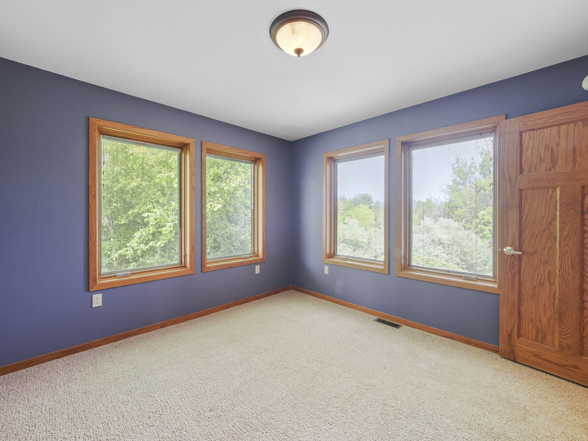 200 National Drive Property Photo 45