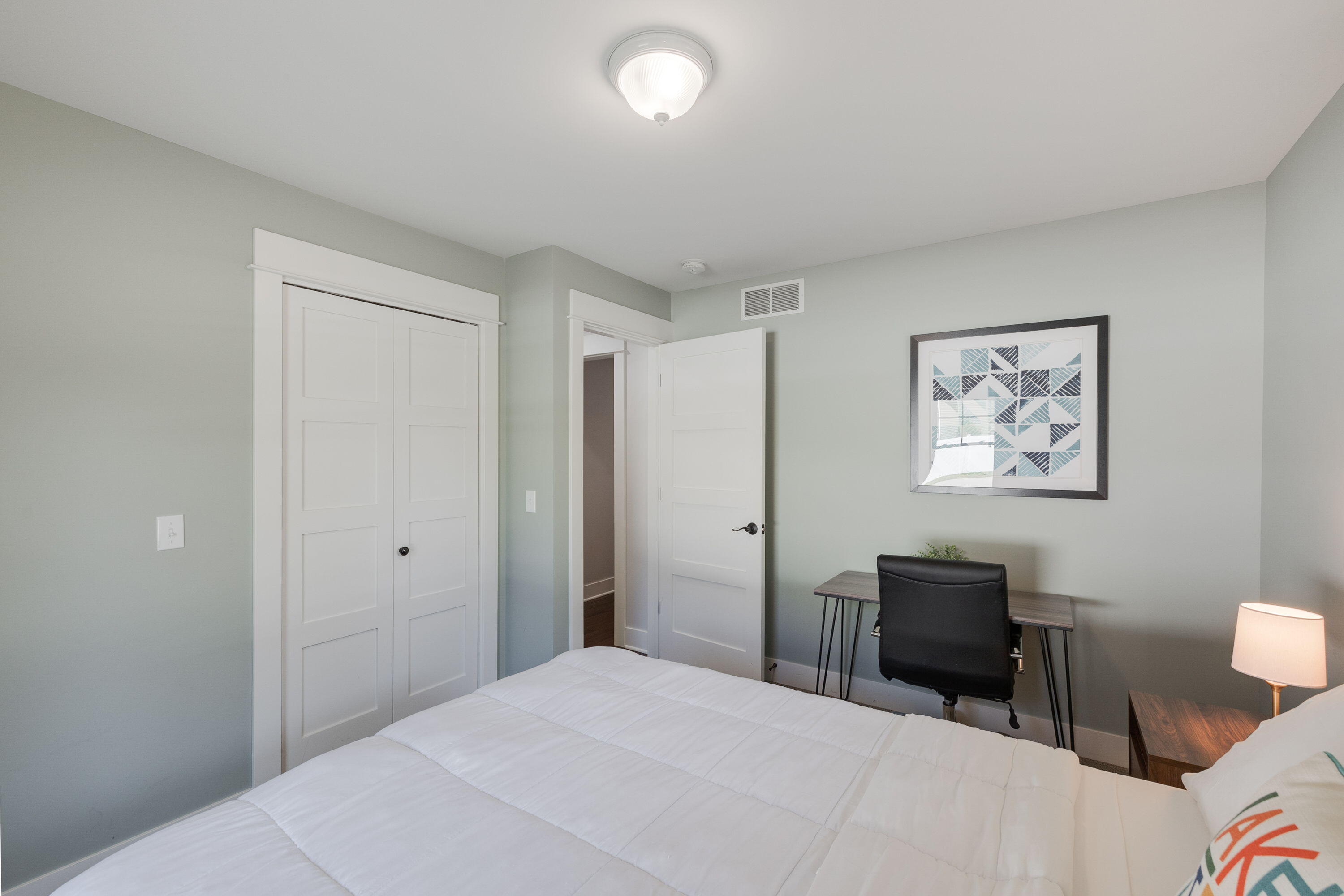648 Francis Street Property Photo 20