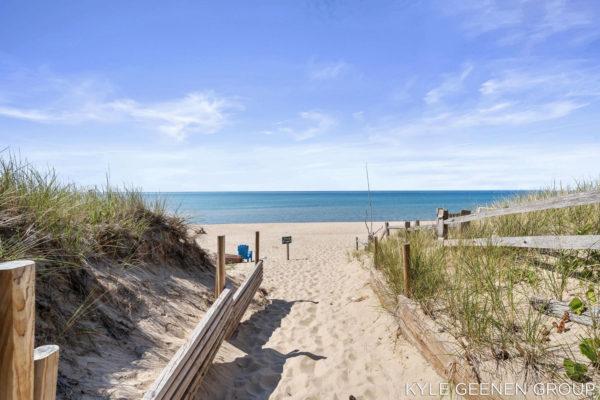 4719 Foxhill Lane Property Photo 4