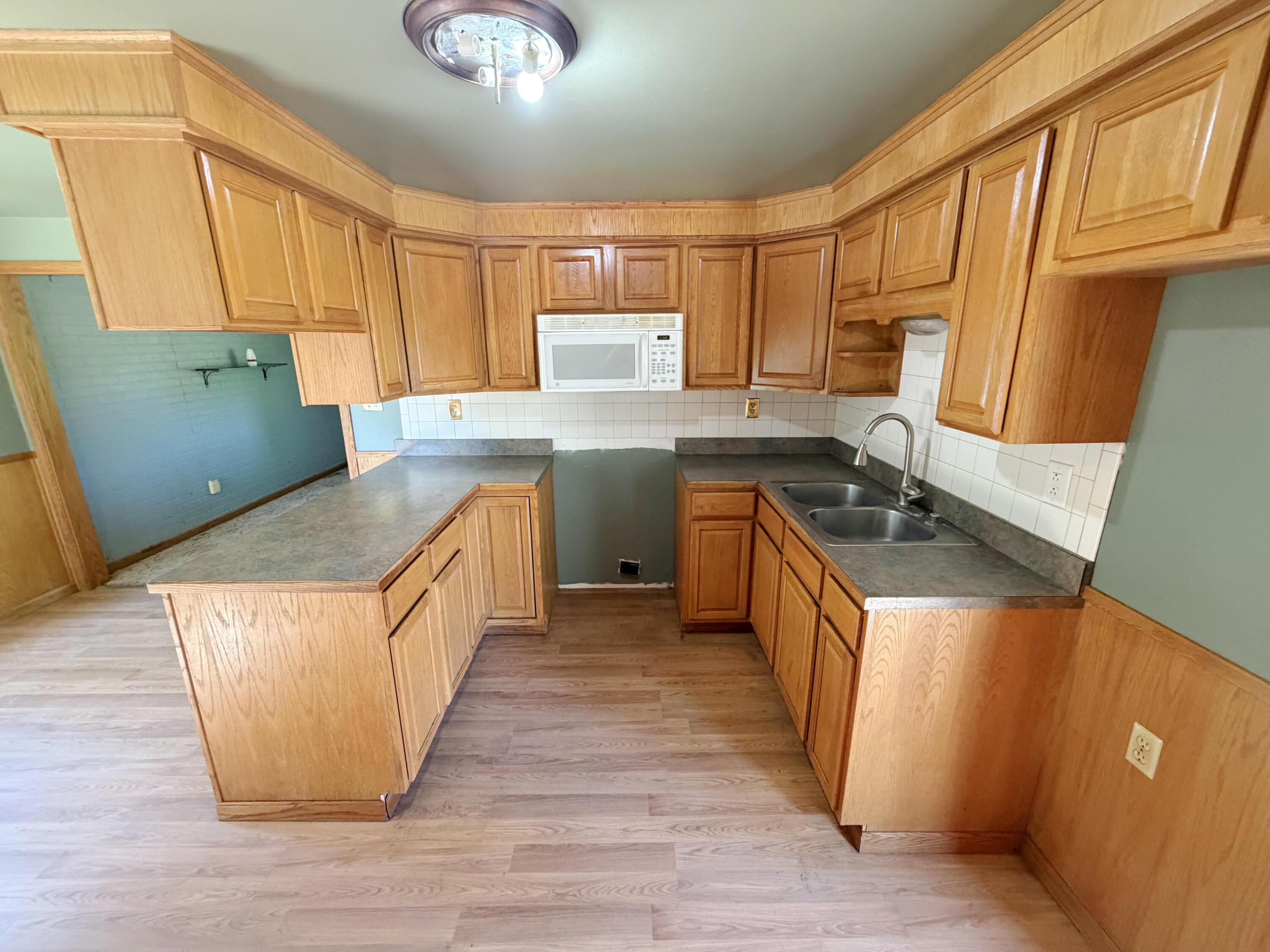 12375 Musbach Road Property Photo 5