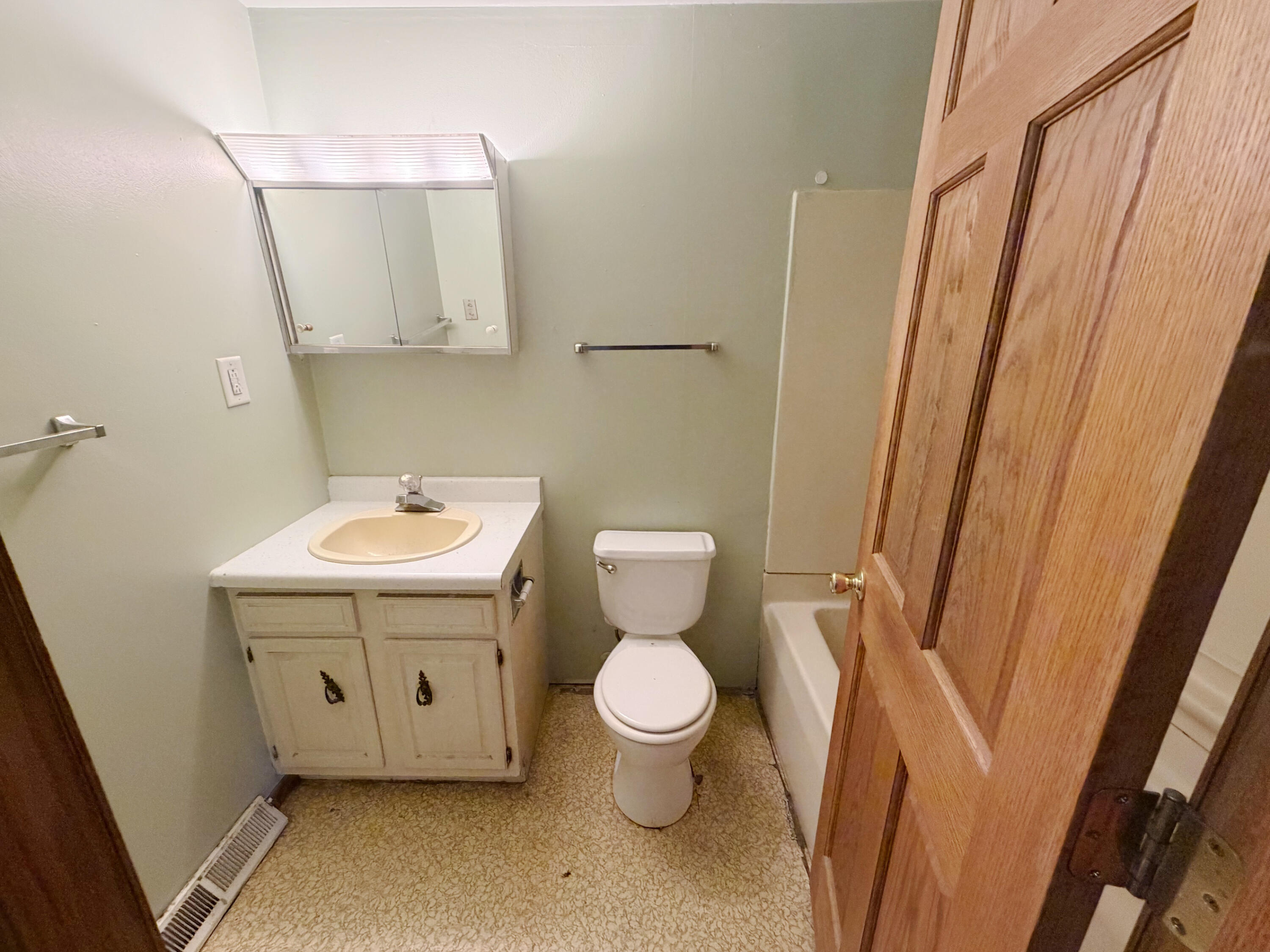 12375 Musbach Road Property Photo 6