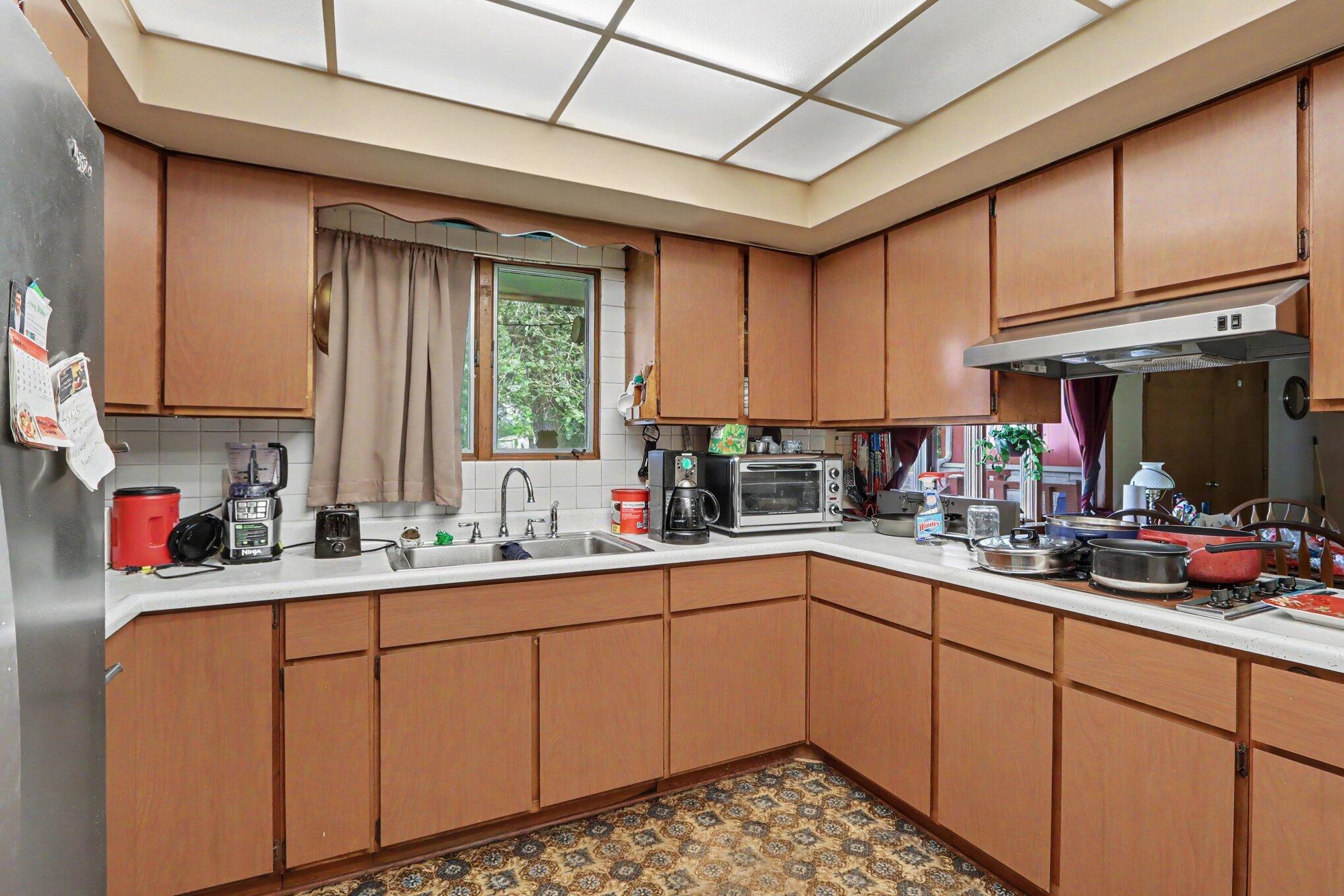 12090 M 40 Property Photo 8