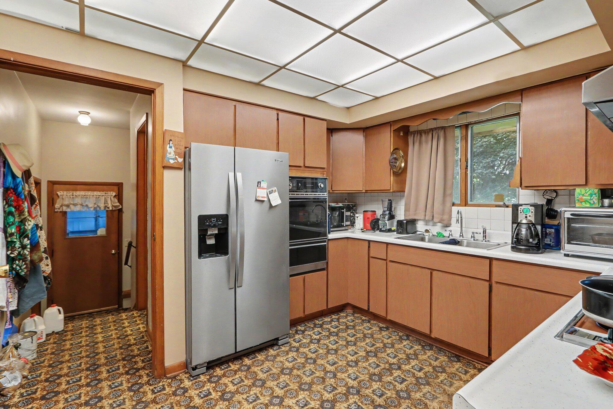 12090 M 40 Property Photo 9