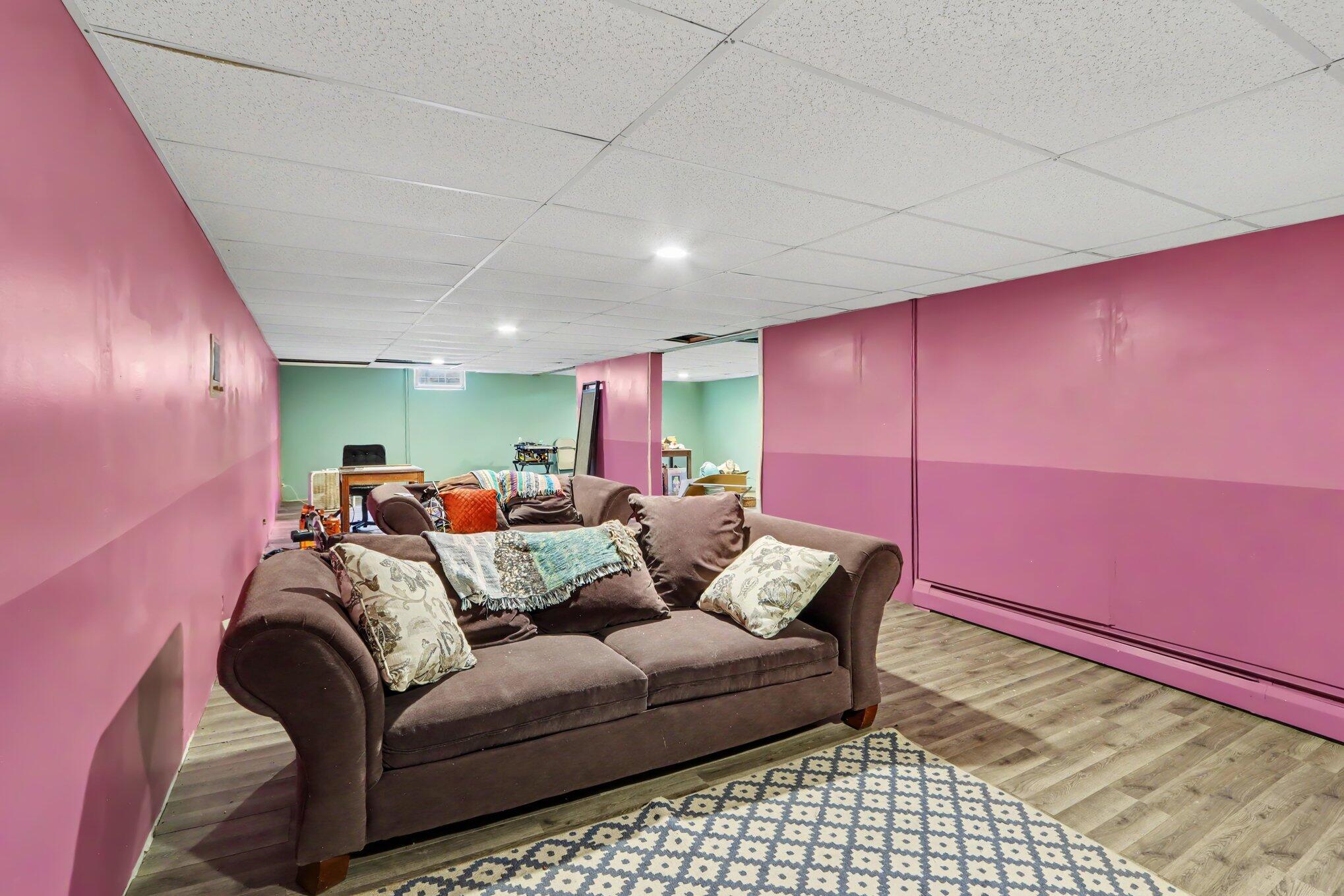 12090 M 40 Property Photo 22