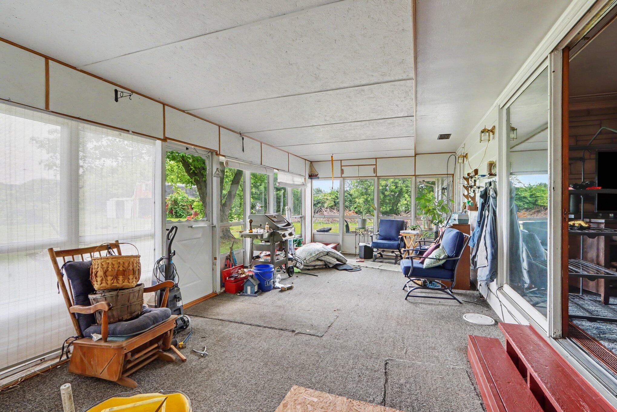 12090 M 40 Property Photo 23