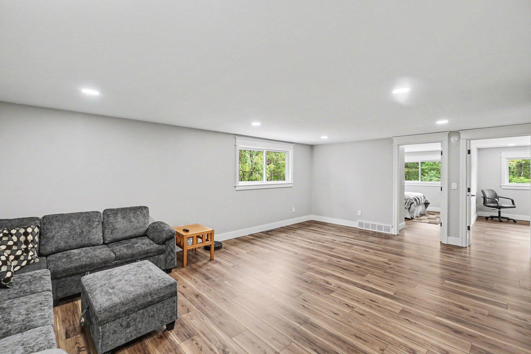 8341 Enid Drive Property Photo 6