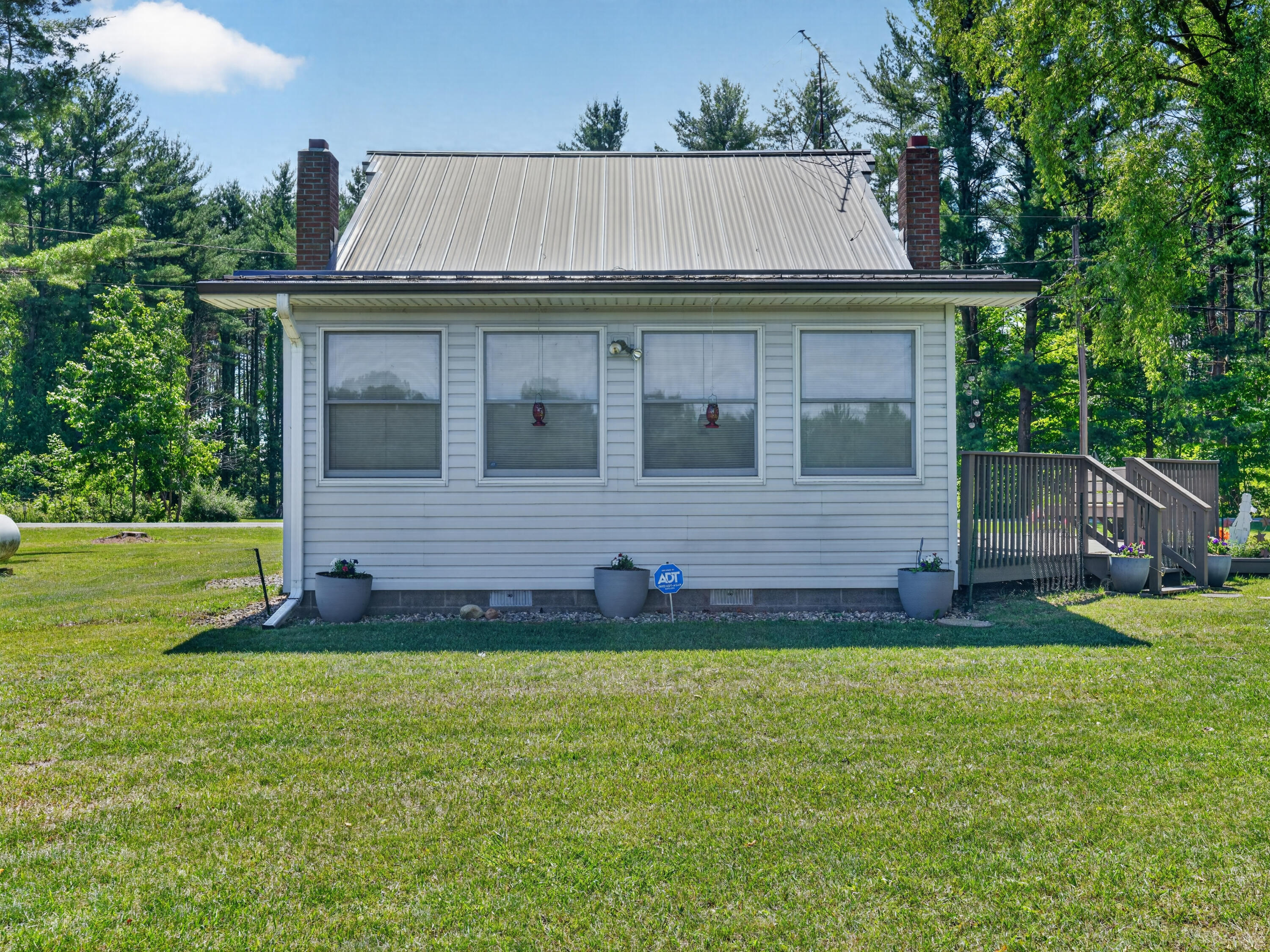 10041 Birch Drive Property Photo 14
