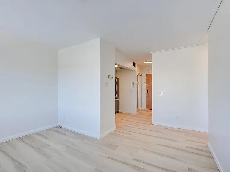 555 E William Street 16g Property Photo 4