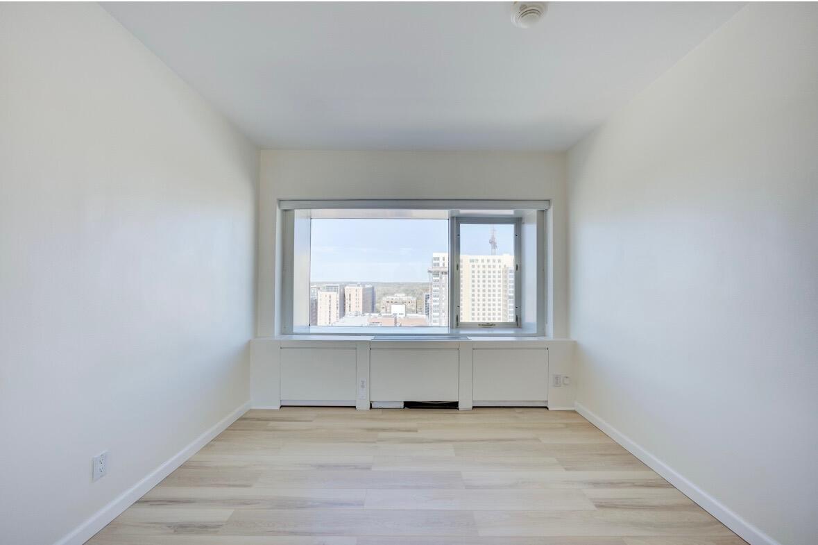 555 E William Street 16g Property Photo 9