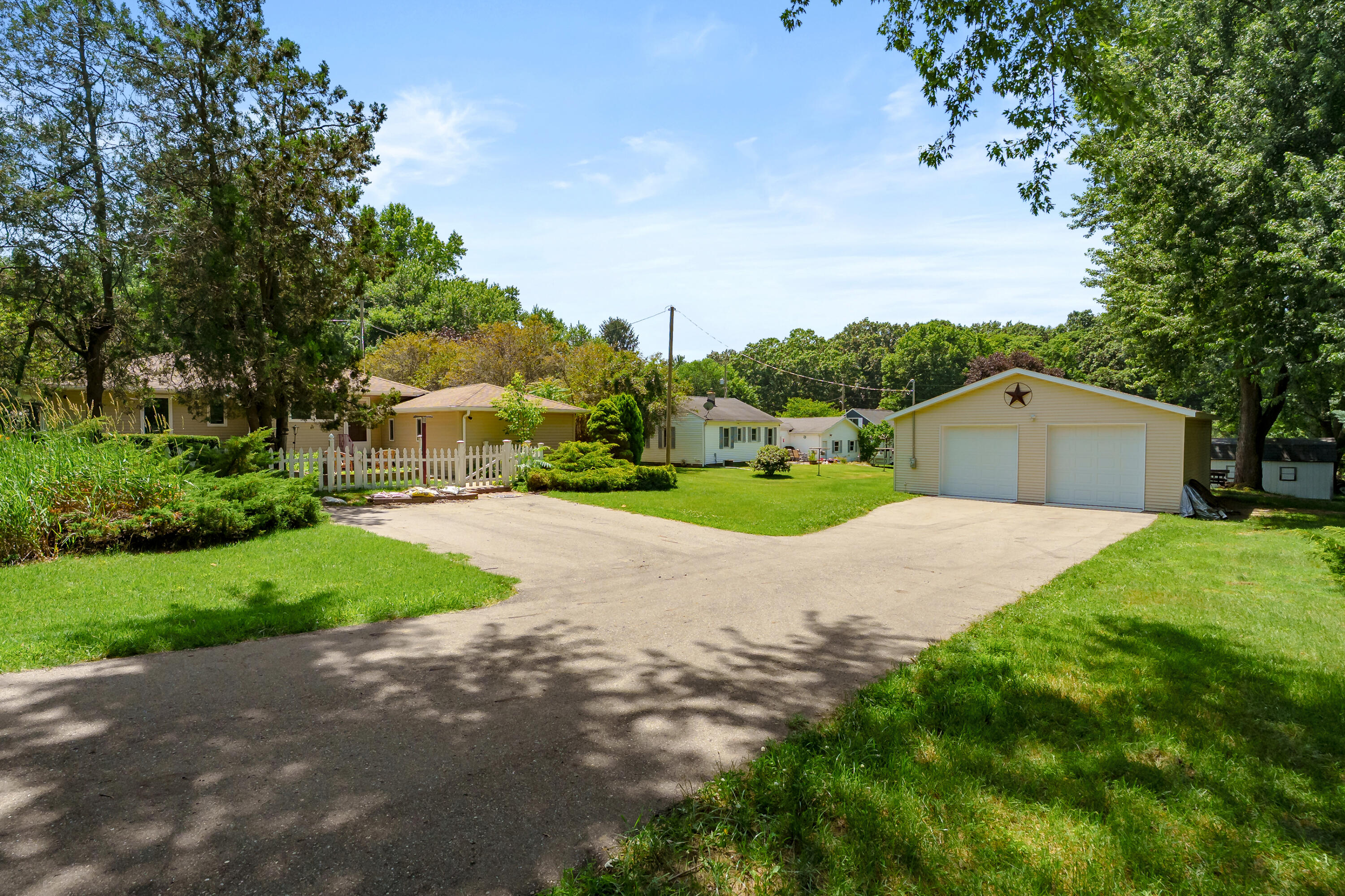 68334 Apple Lane Property Photo 3