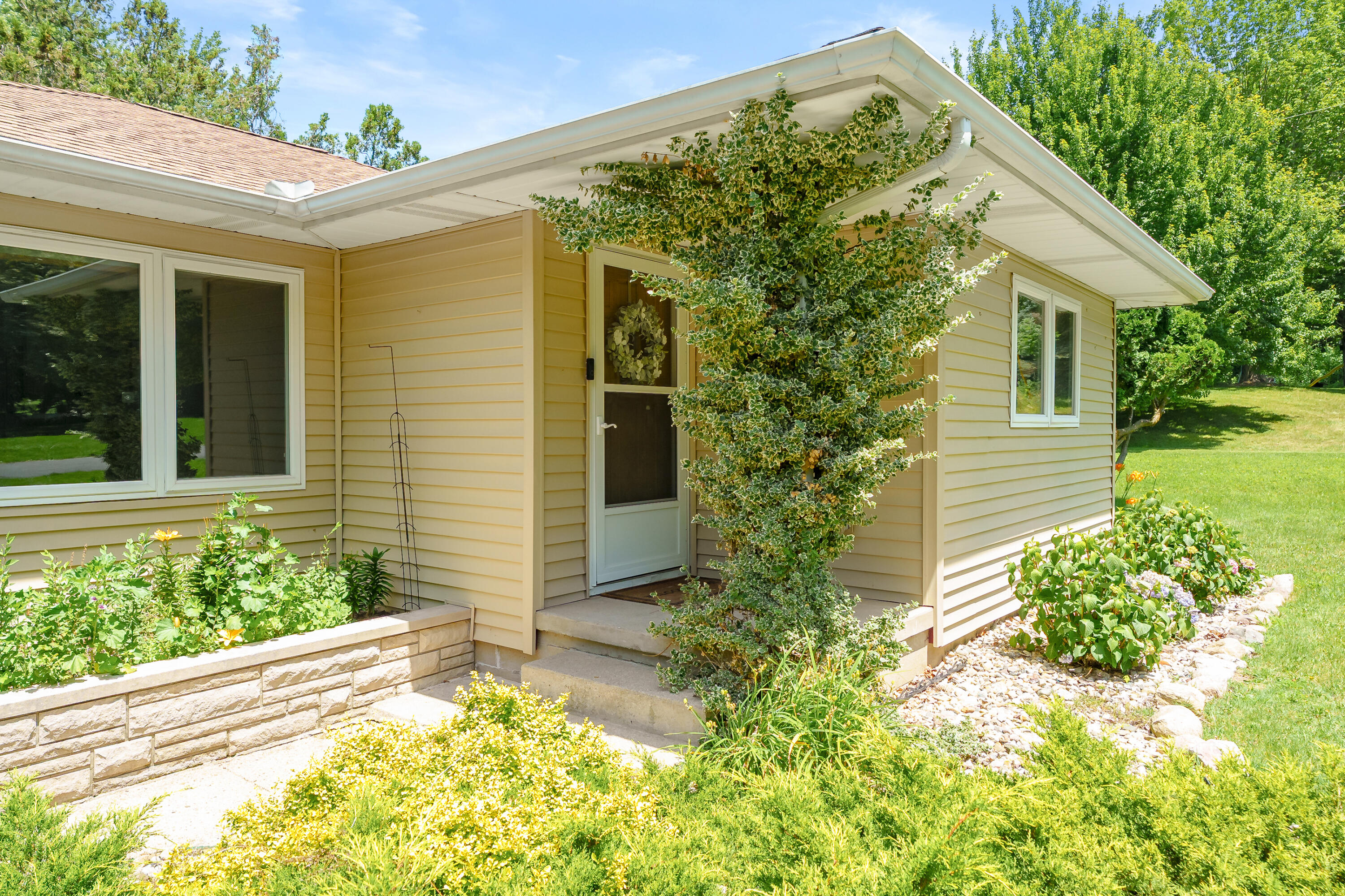 68334 Apple Lane Property Photo 33