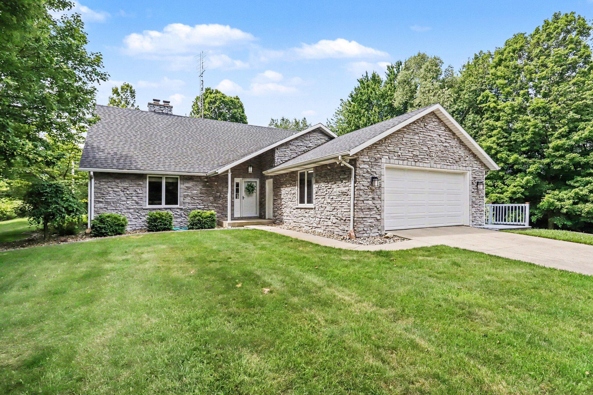 61214 Us-131 Property Photo 1