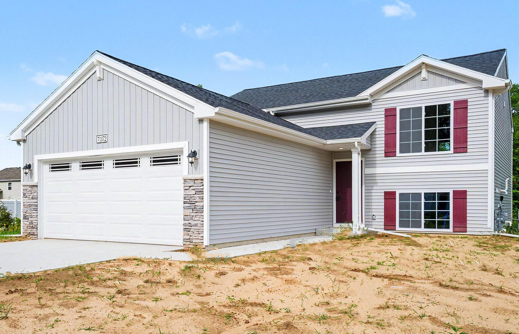 71372 Embassy Road Property Photo 1