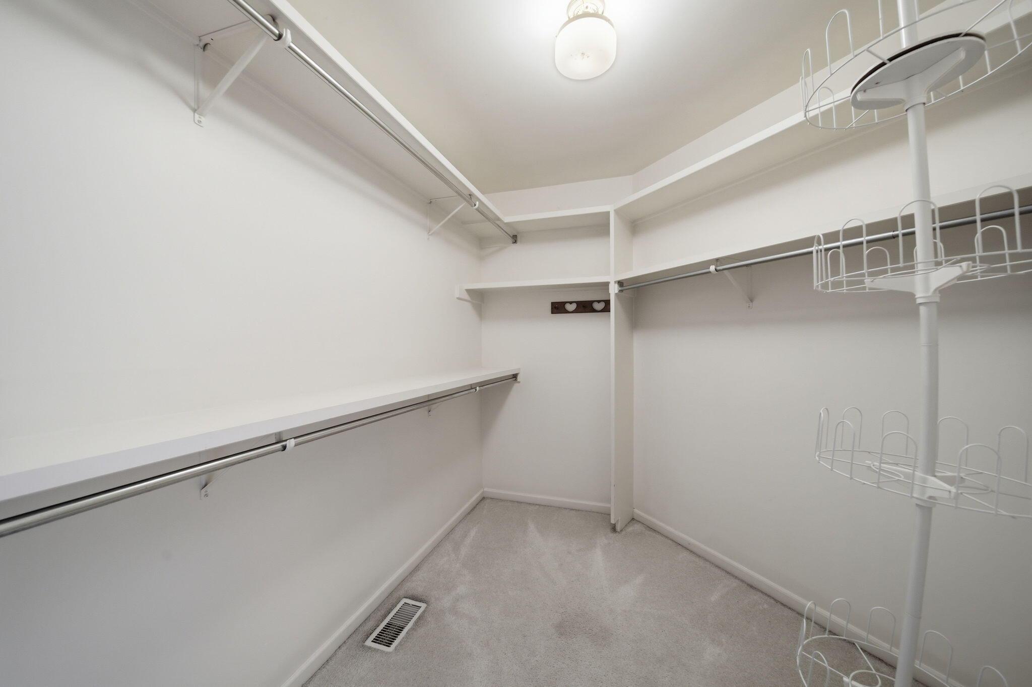 413 Oakwood Avenue Property Photo 31