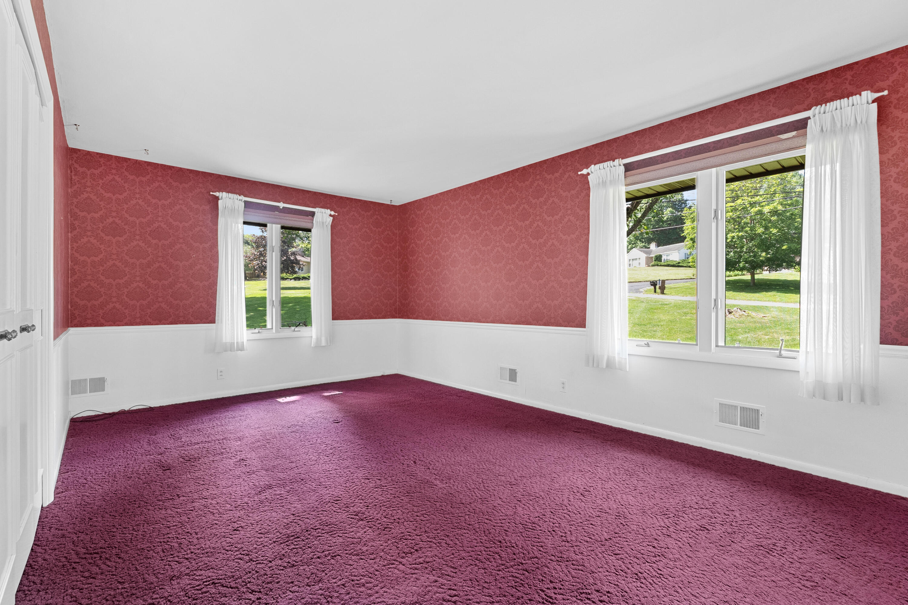 5017 Merryview Drive Property Photo 15