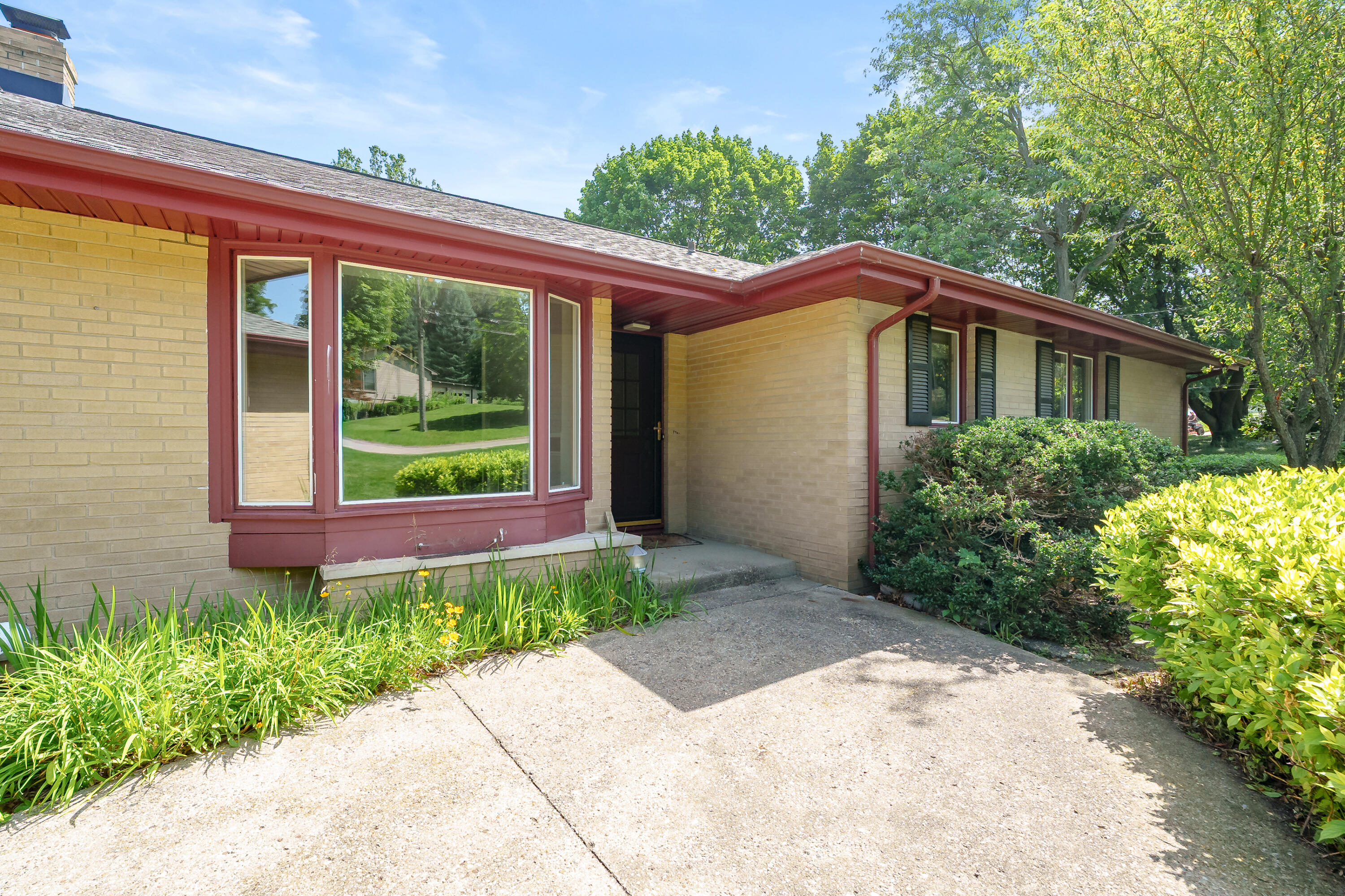 5017 Merryview Drive Property Photo 32