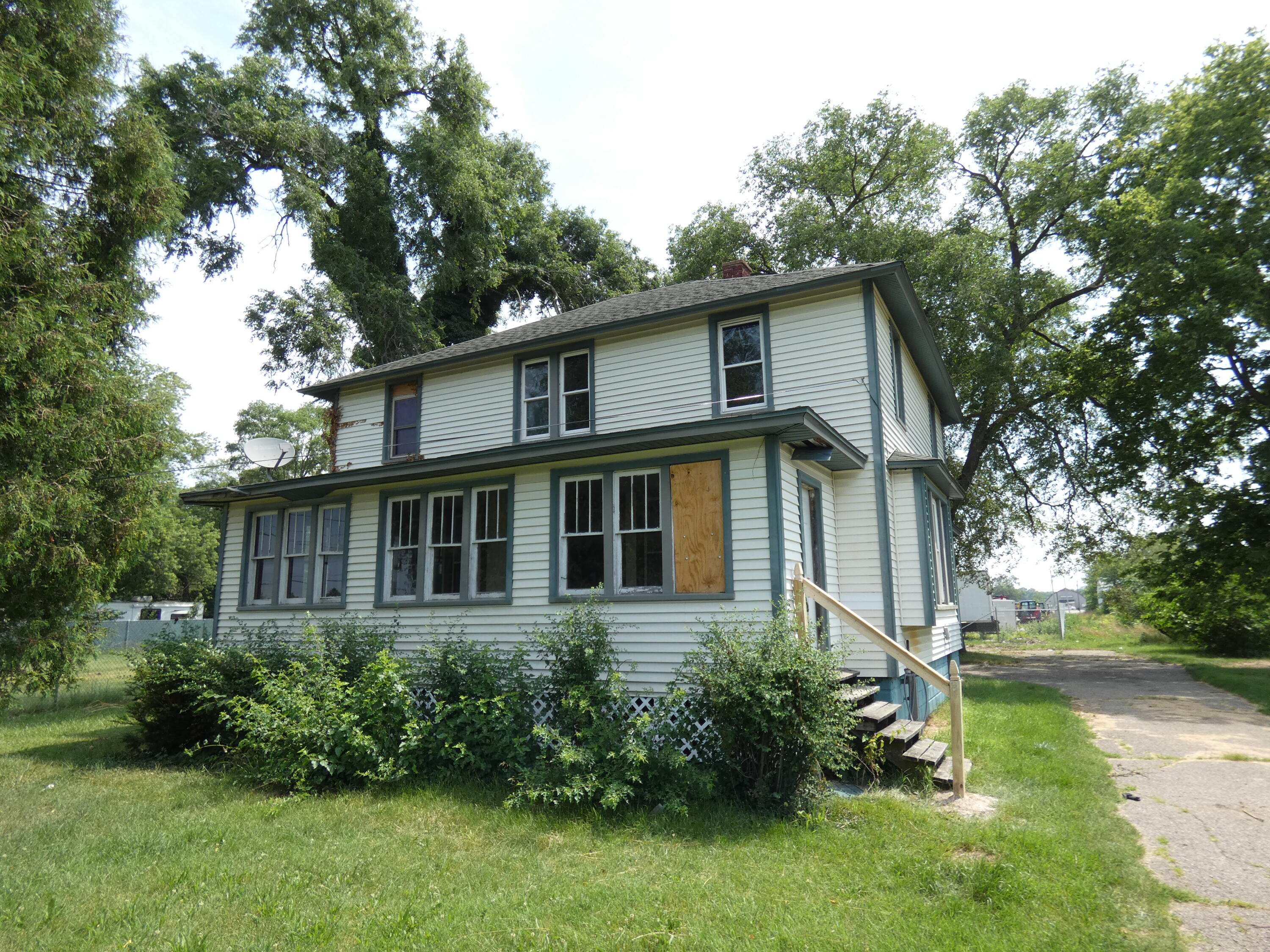 2529 Somerlayton Road Property Photo 1