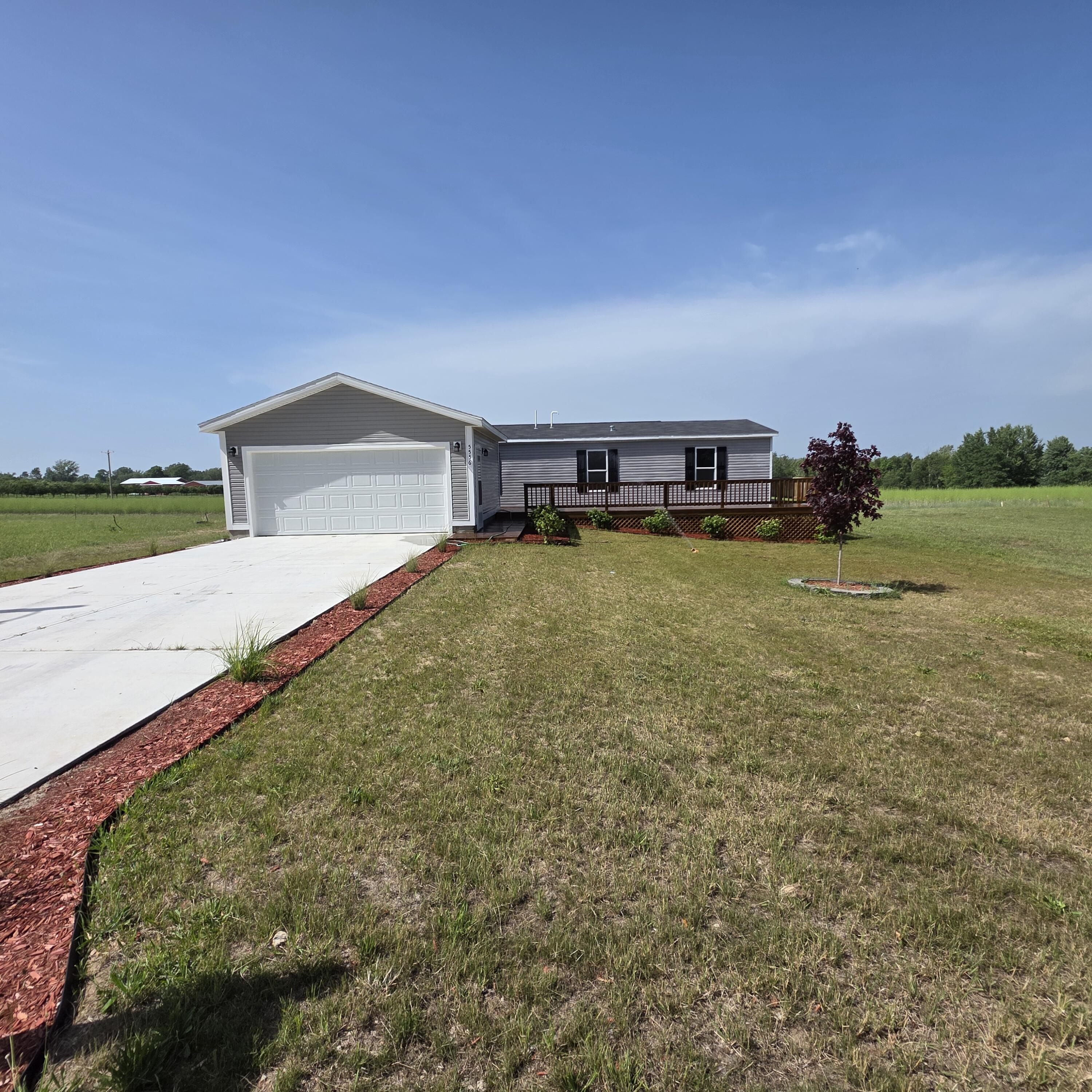 5556 W Lake Boulevard Property Photo 10