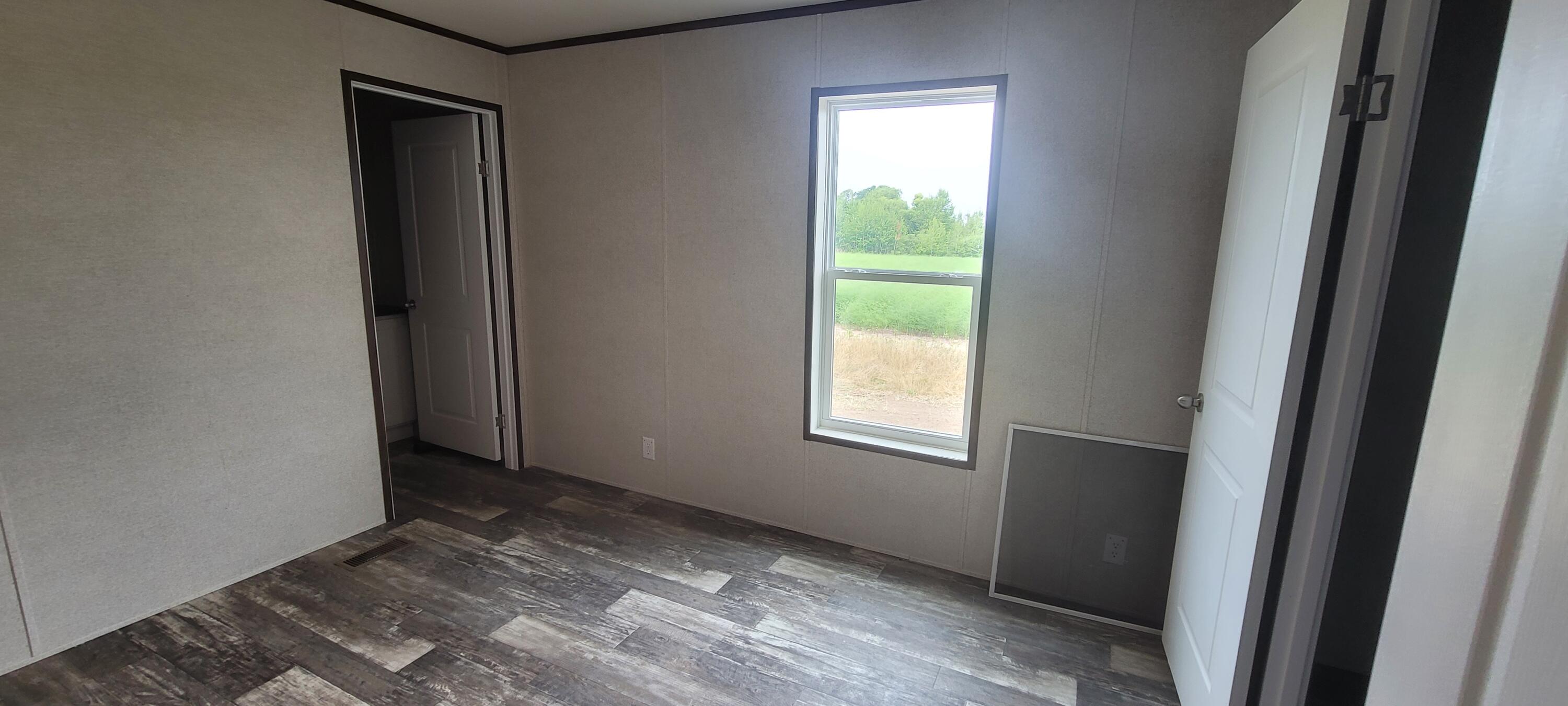 5556 W Lake Boulevard Property Photo 24