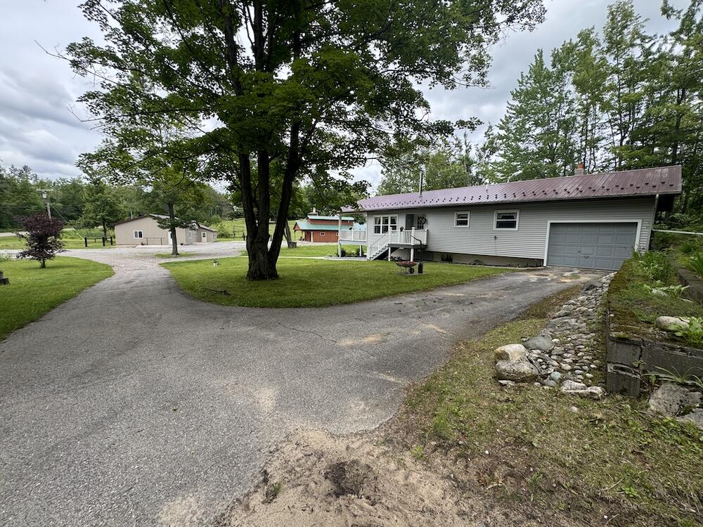 1692 N Galbraith Road Property Photo 15