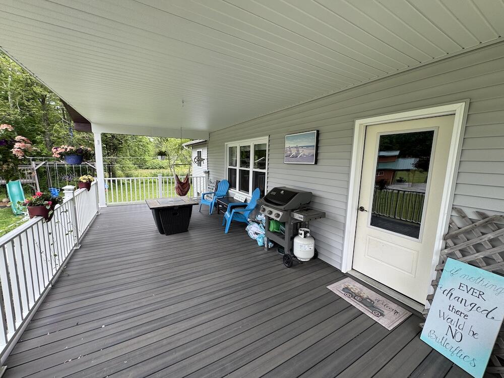 1692 N Galbraith Road Property Photo 28