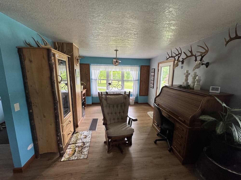 1692 N Galbraith Road Property Photo 39