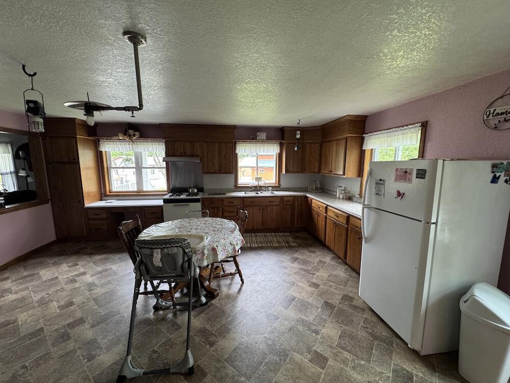 1692 N Galbraith Road Property Photo 43