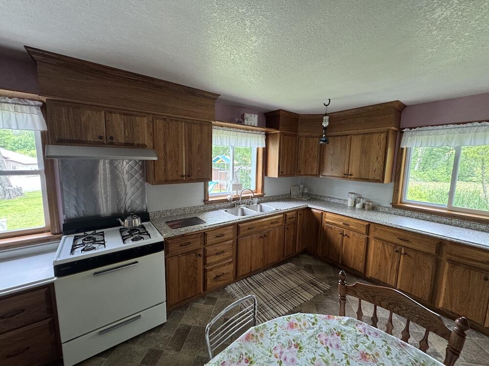1692 N Galbraith Road Property Photo 44