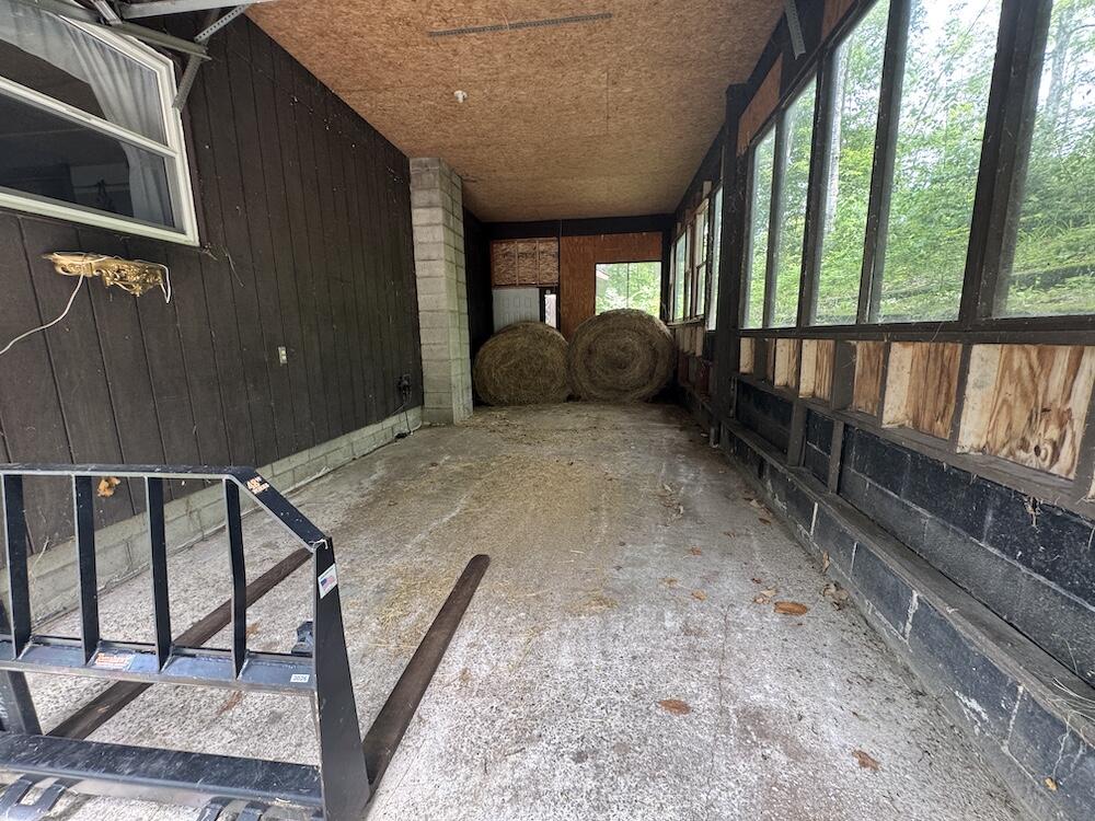 1692 N Galbraith Road Property Photo 78