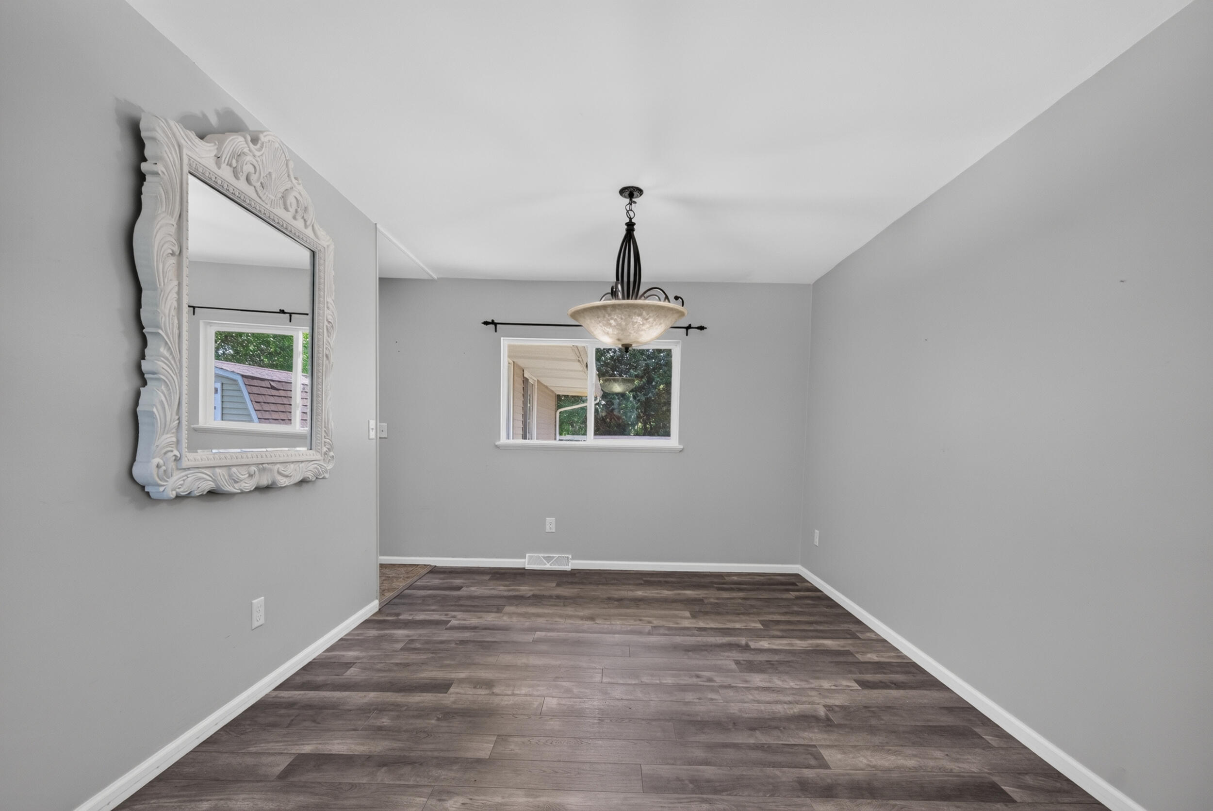 6423 Inverness Lane Property Photo 15