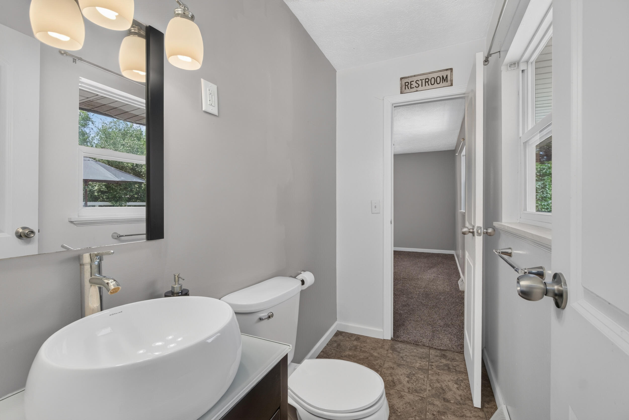 6423 Inverness Lane Property Photo 29