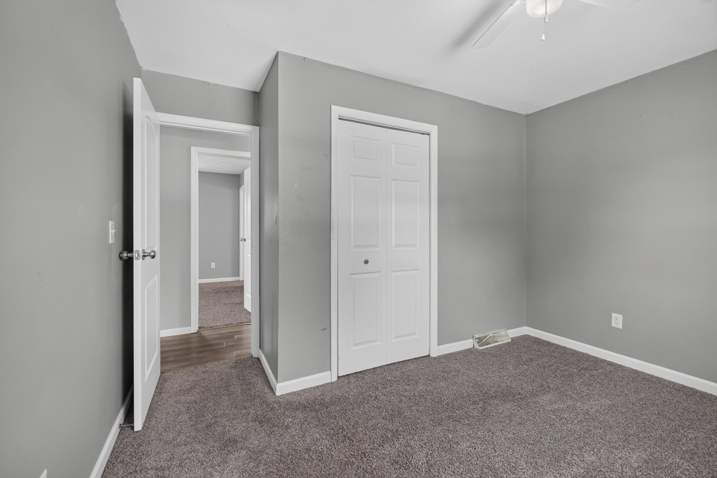 6423 Inverness Lane Property Photo 33