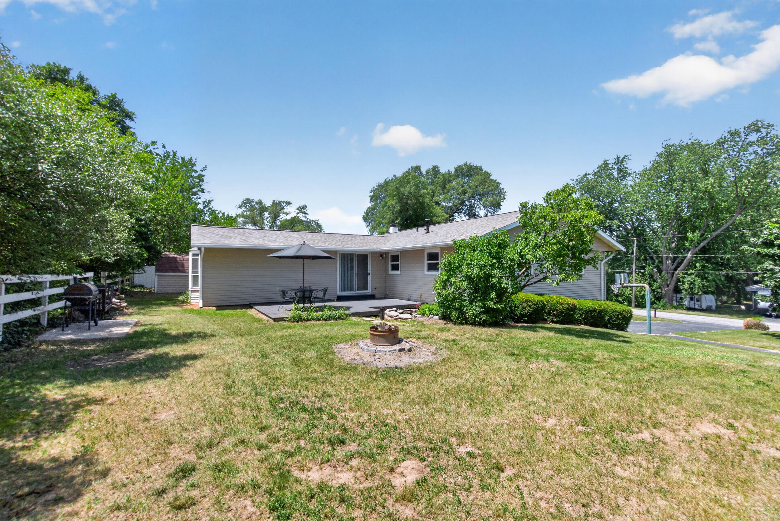 6423 Inverness Lane Property Photo 43