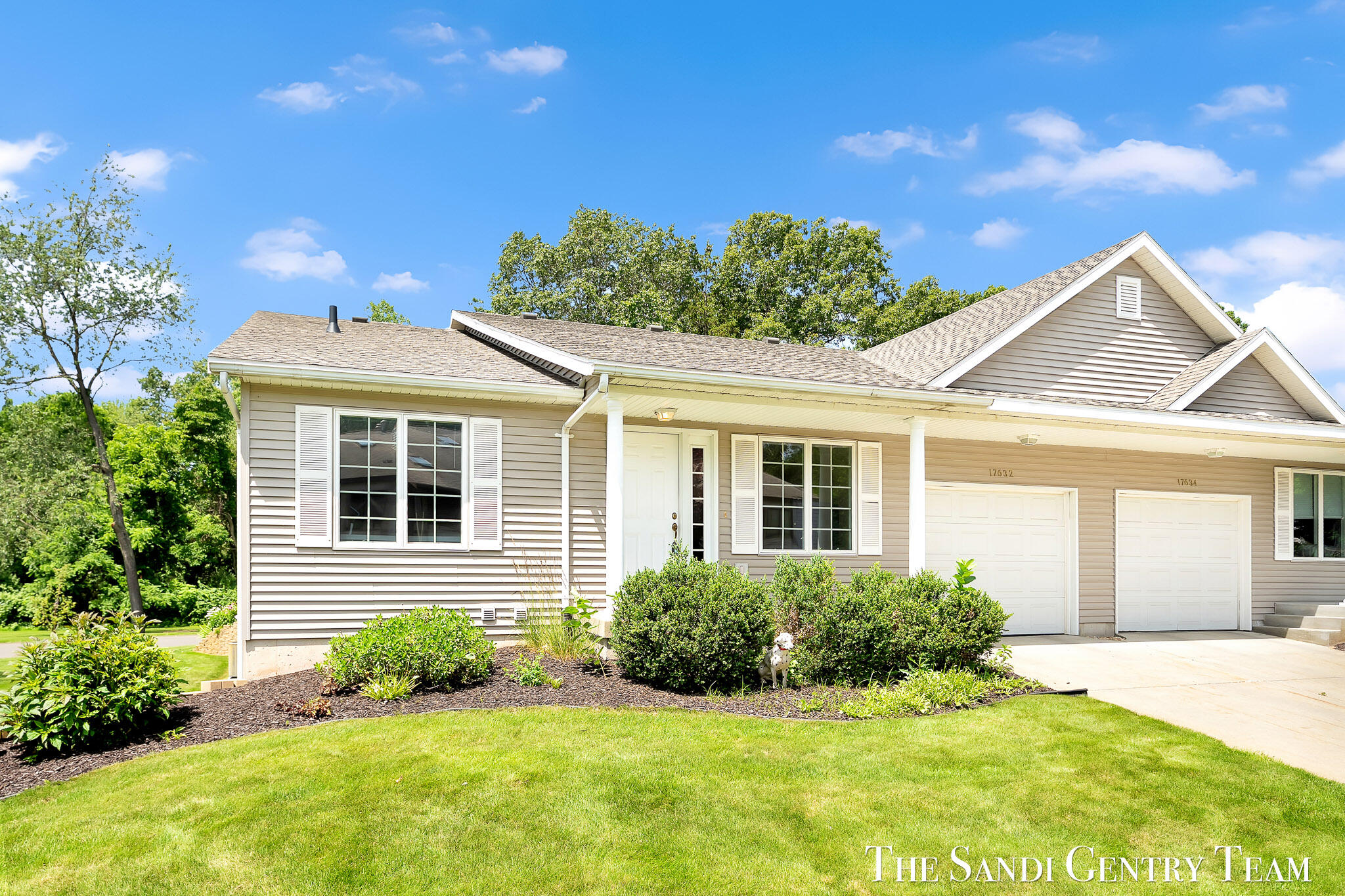 17632 Dustin Drive Property Photo 1