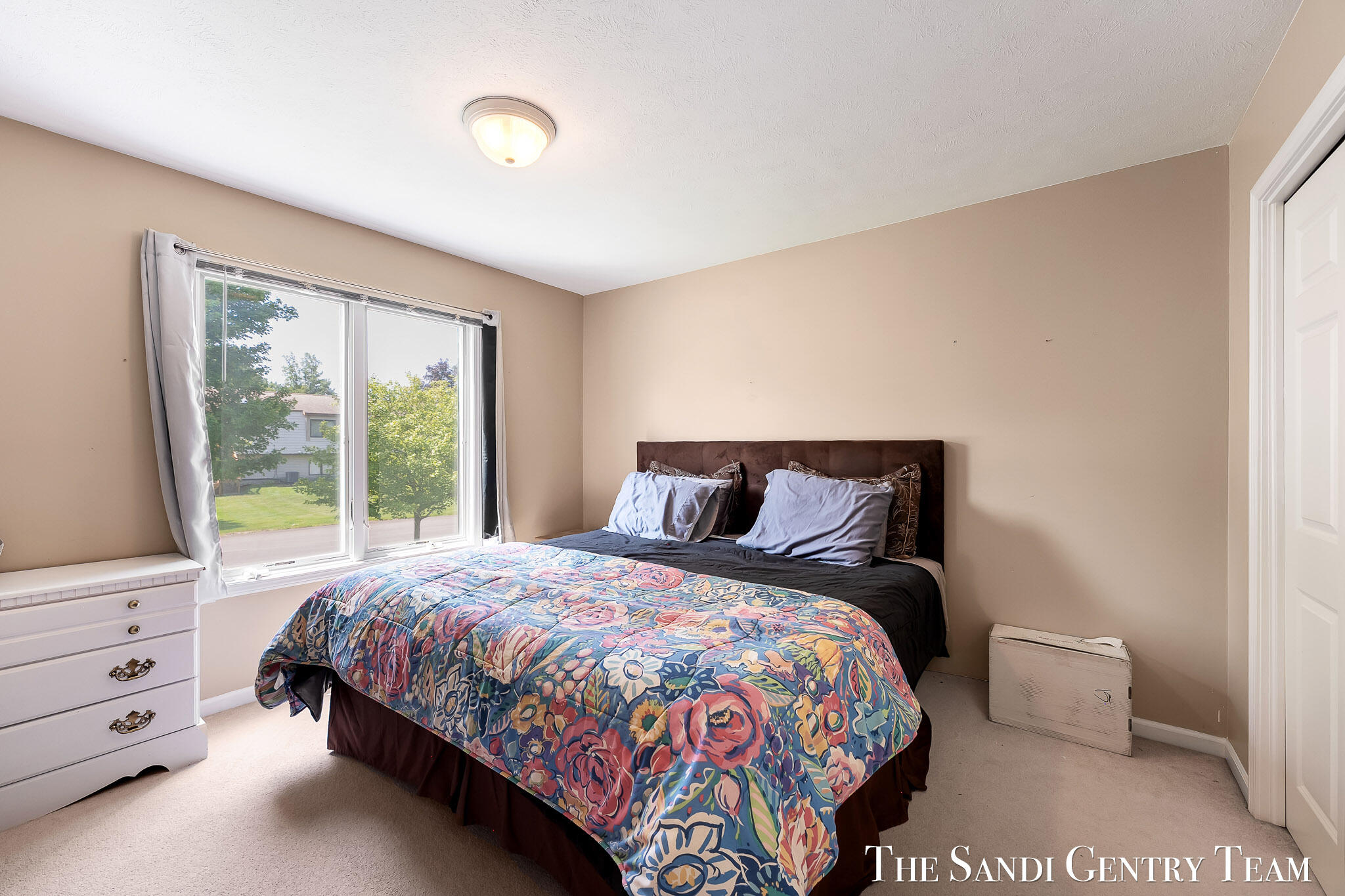 17632 Dustin Drive Property Photo 13