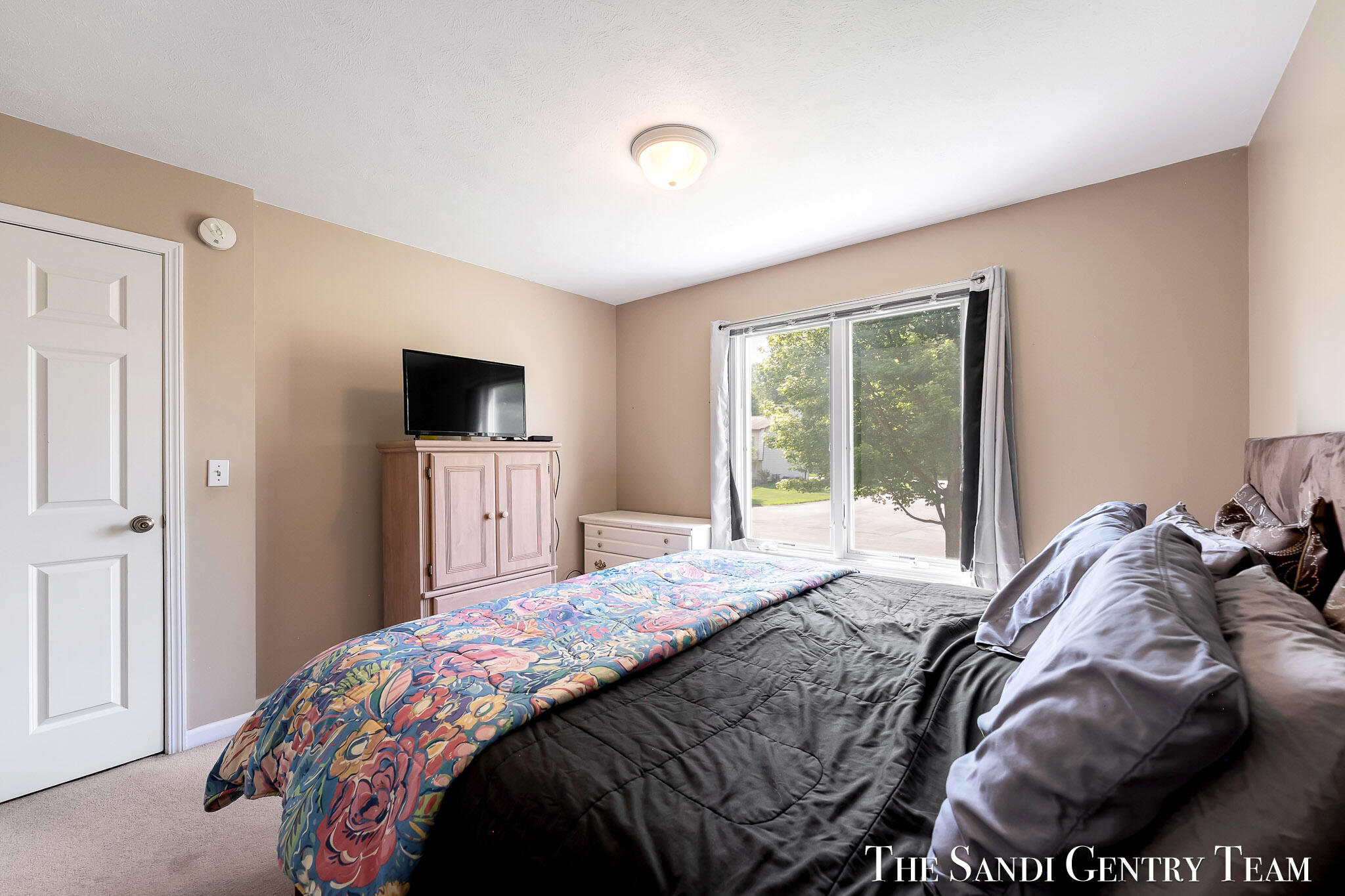 17632 Dustin Drive Property Photo 15
