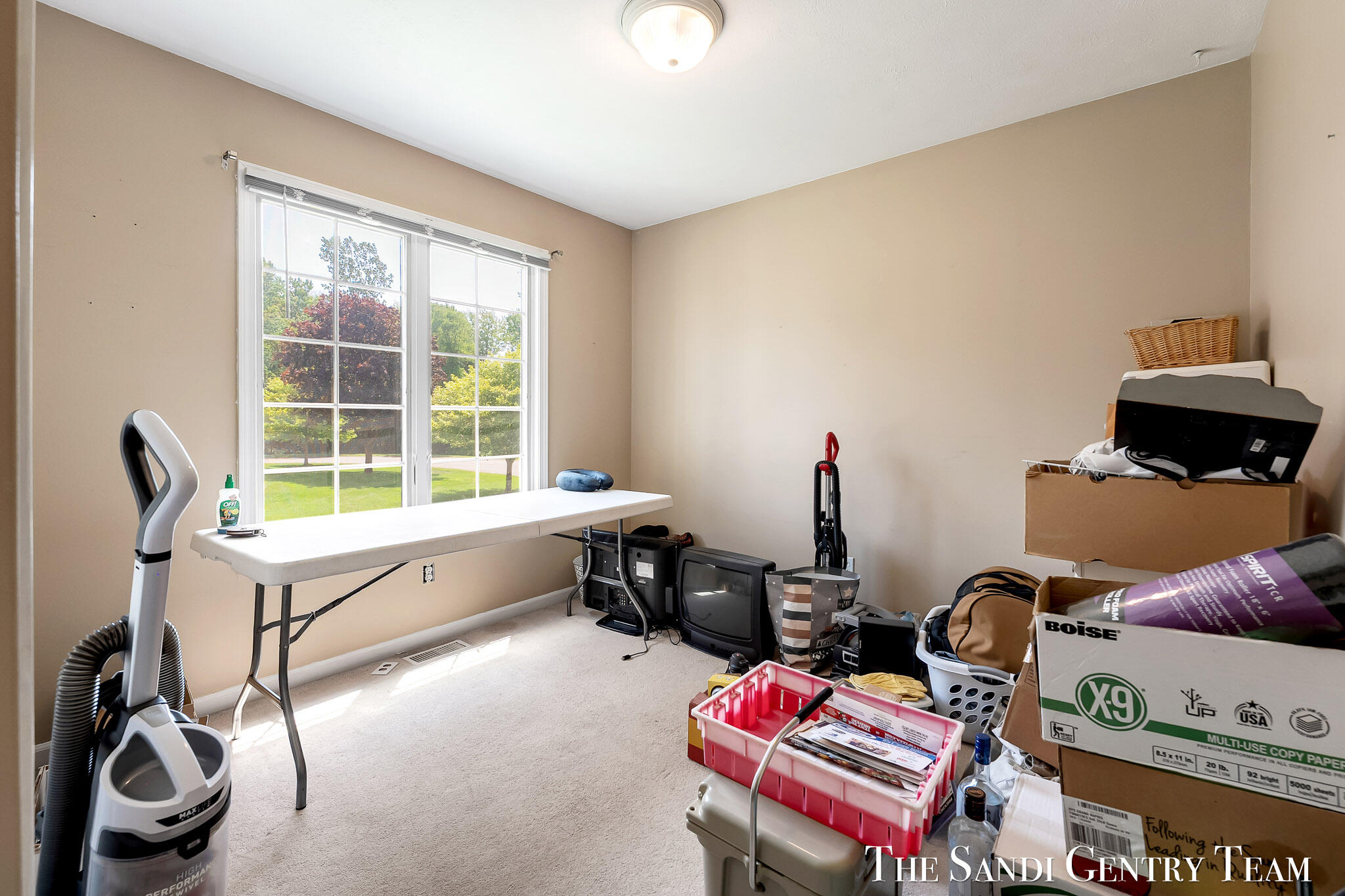 17632 Dustin Drive Property Photo 17