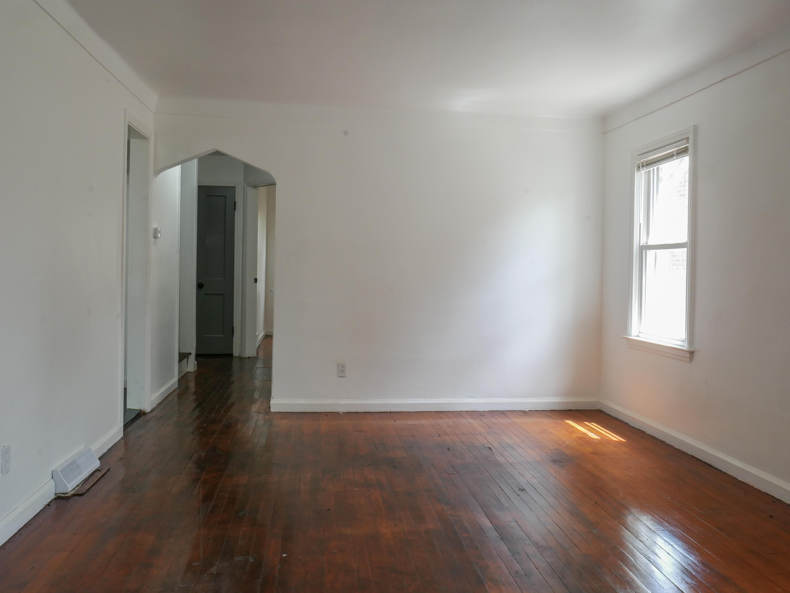 18938 Beland Street Property Photo 3