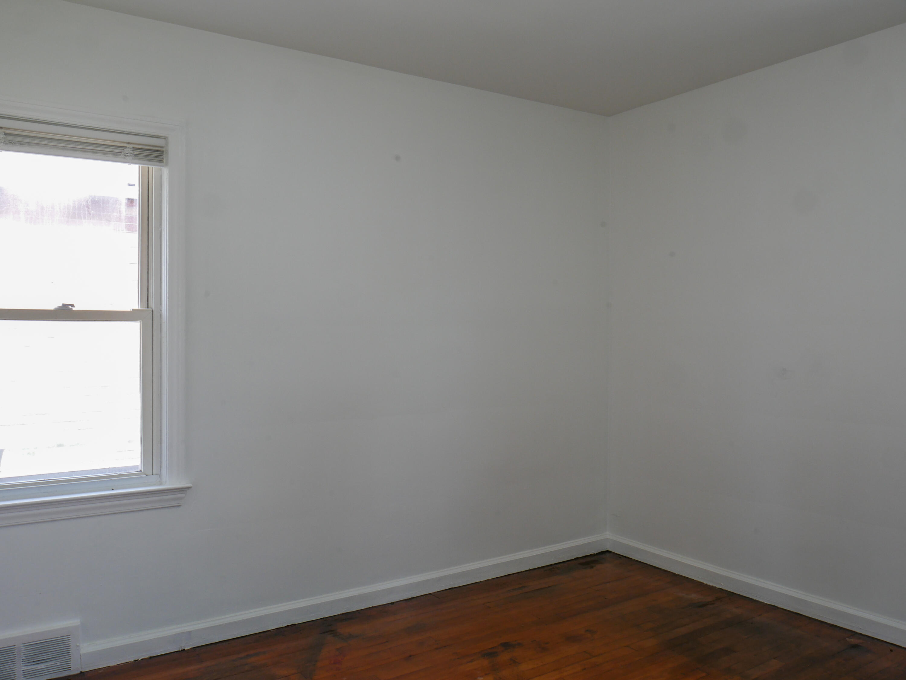 18938 Beland Street Property Photo 10