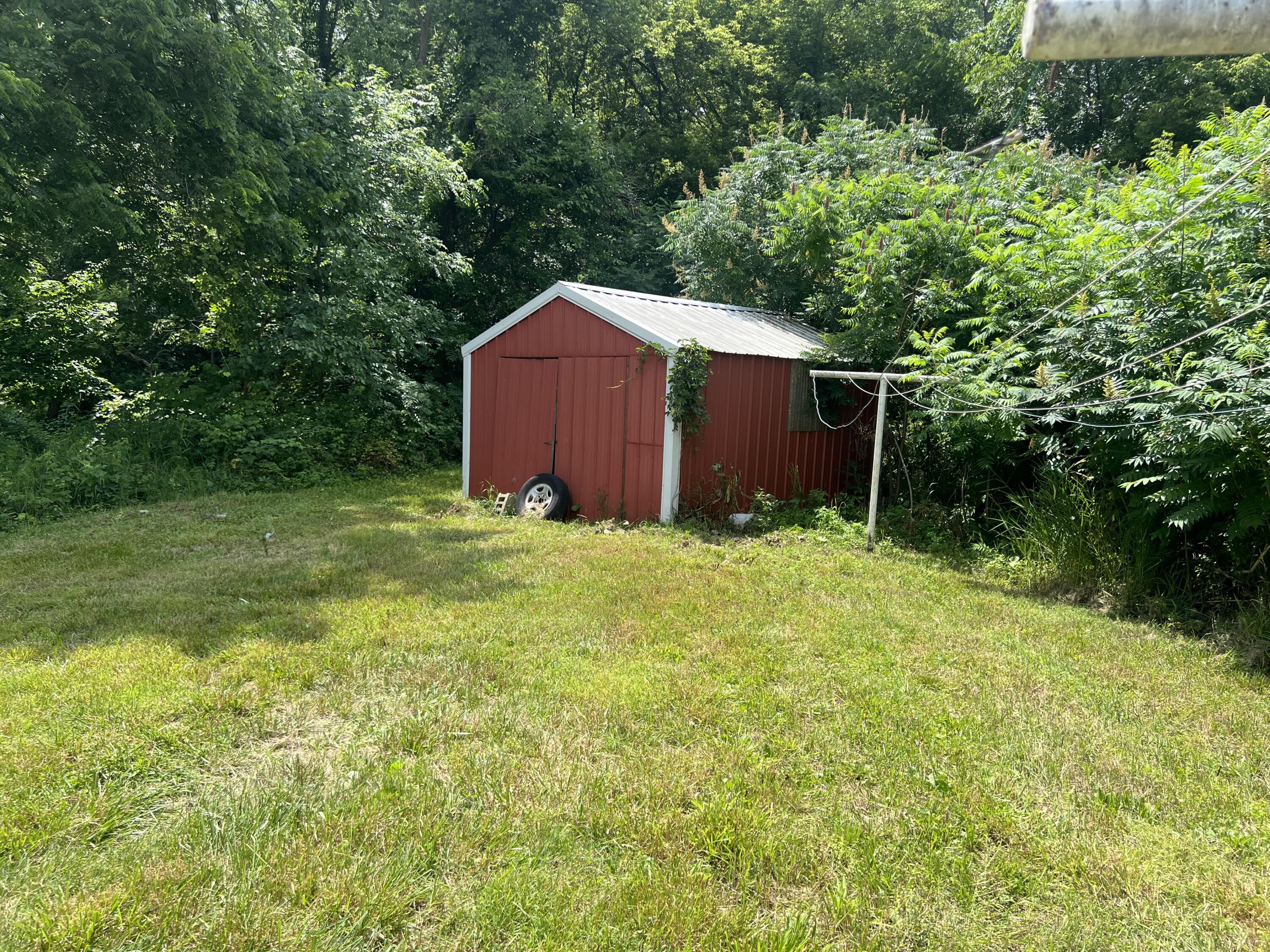 2117 E Jackson Drive Property Photo 16