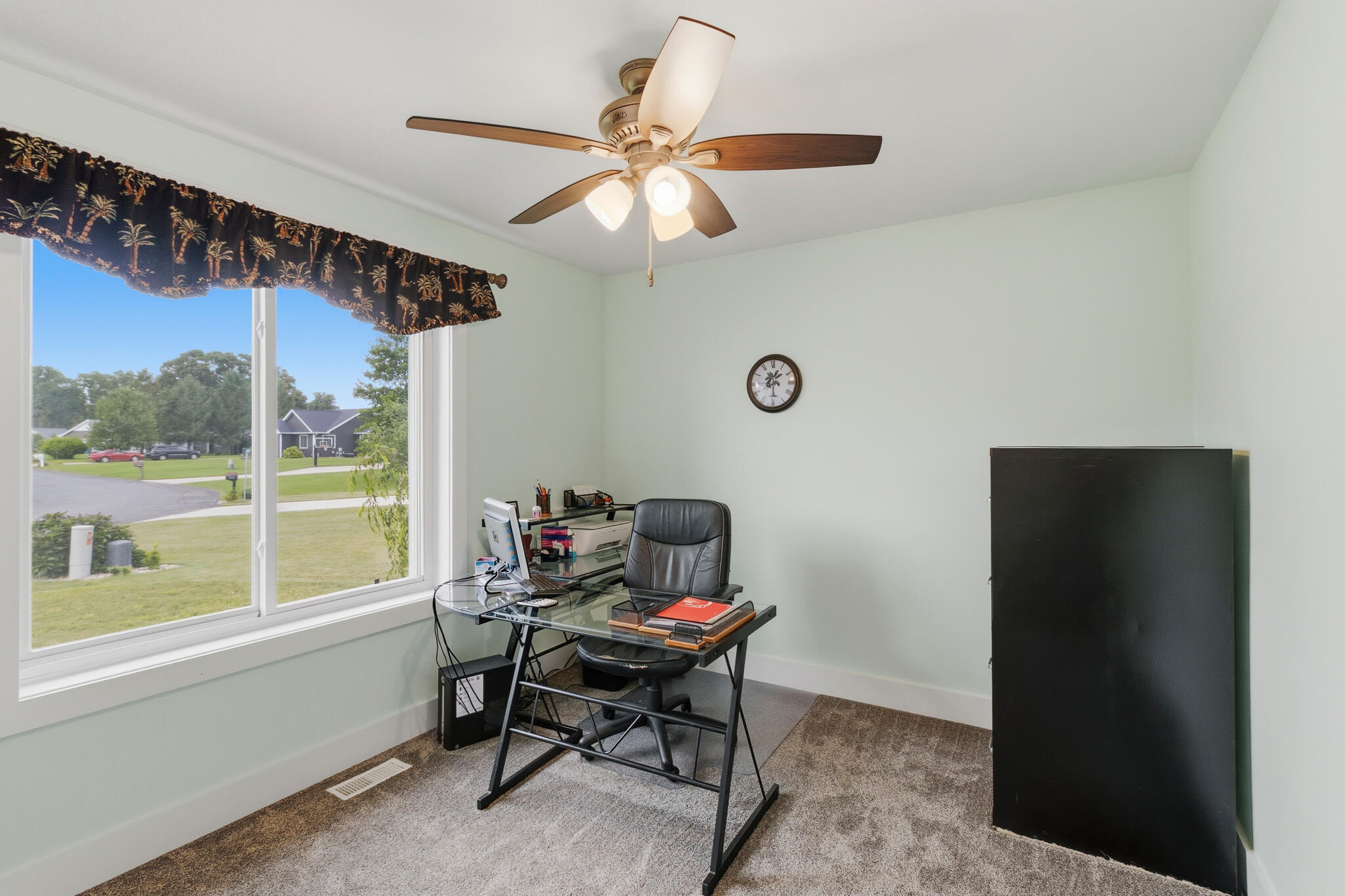 501 E Stoneridge Drive Property Photo 15