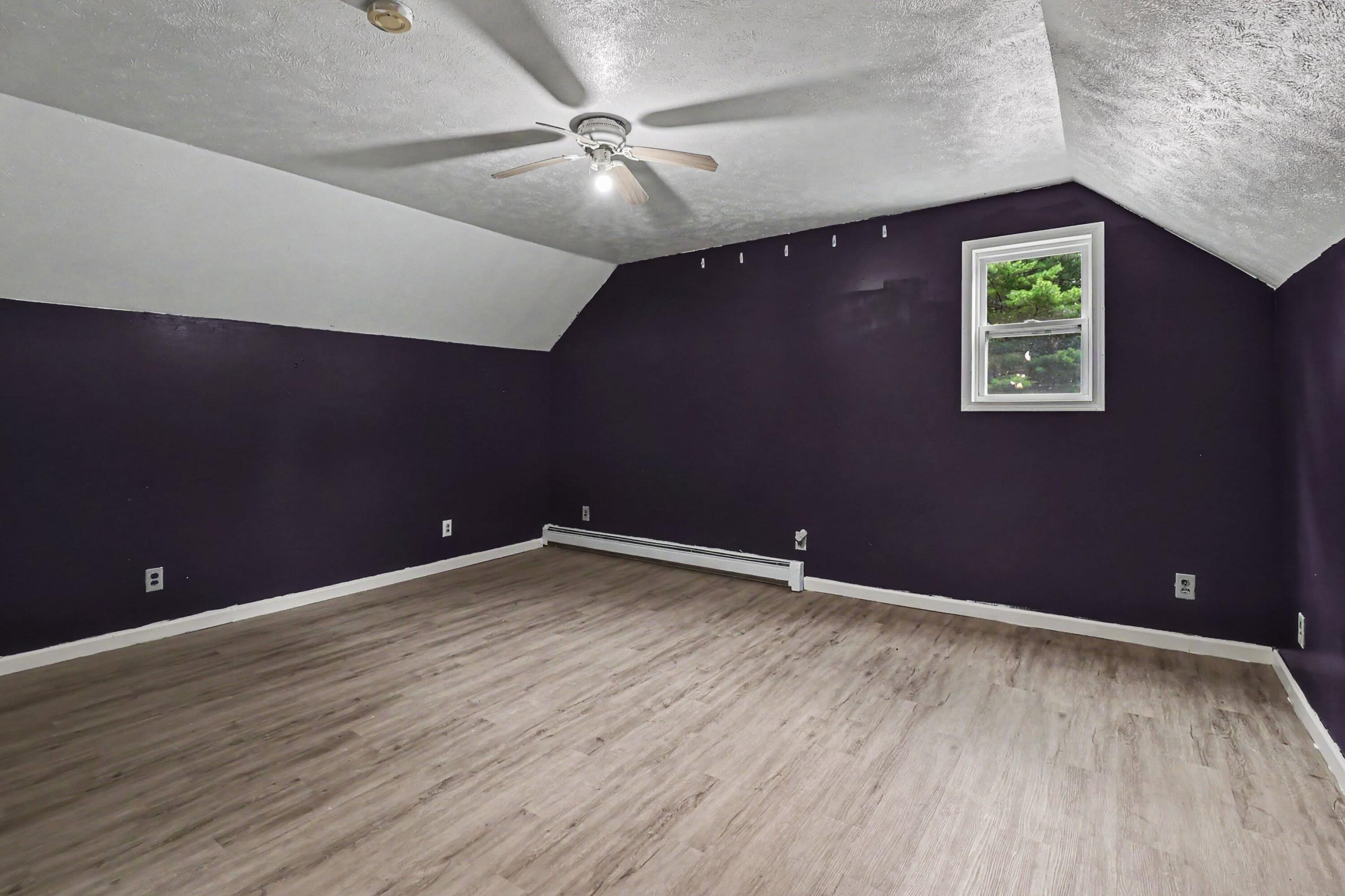 105 N Mike Street Property Photo 25