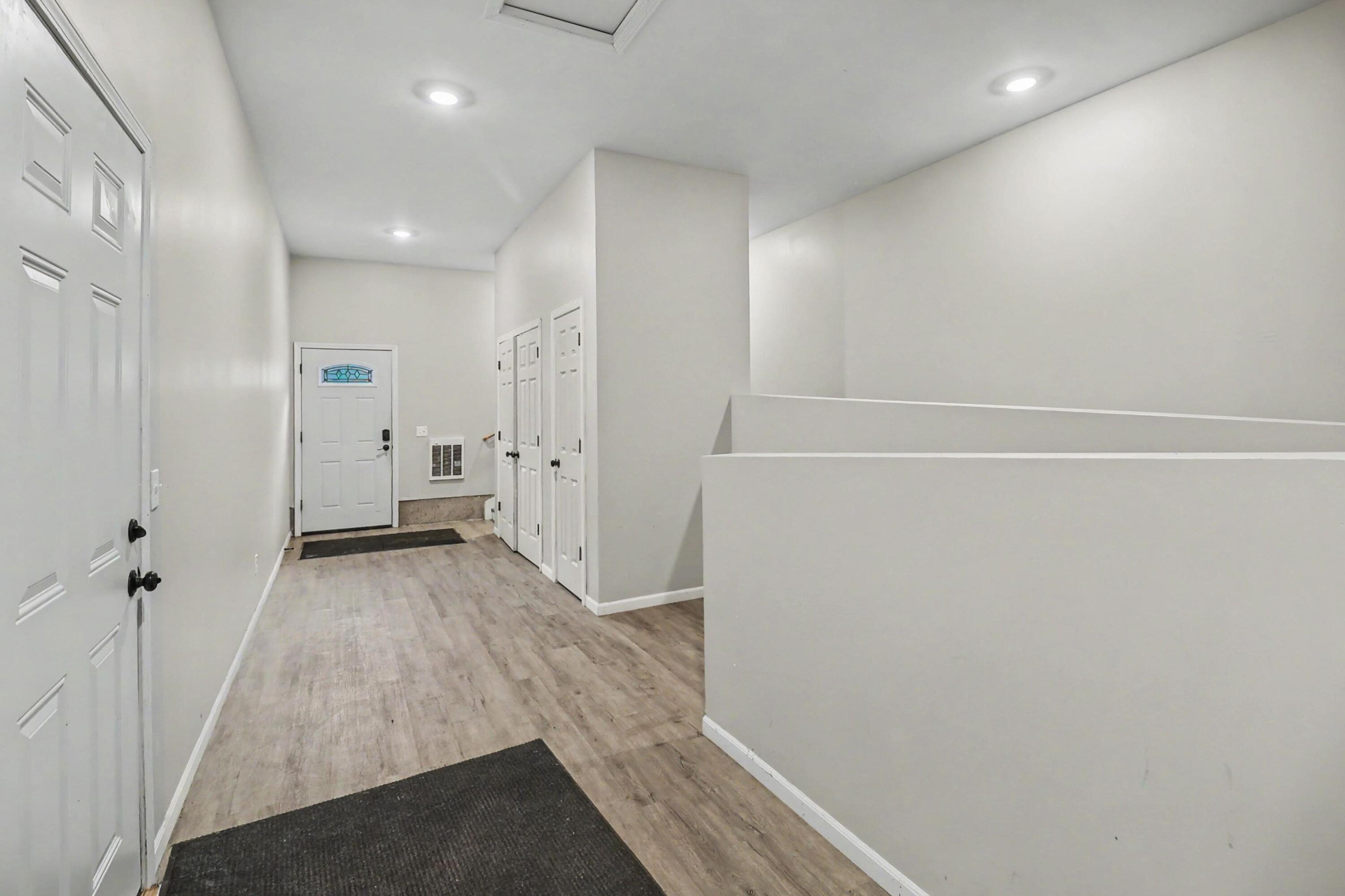 105 N Mike Street Property Photo 27