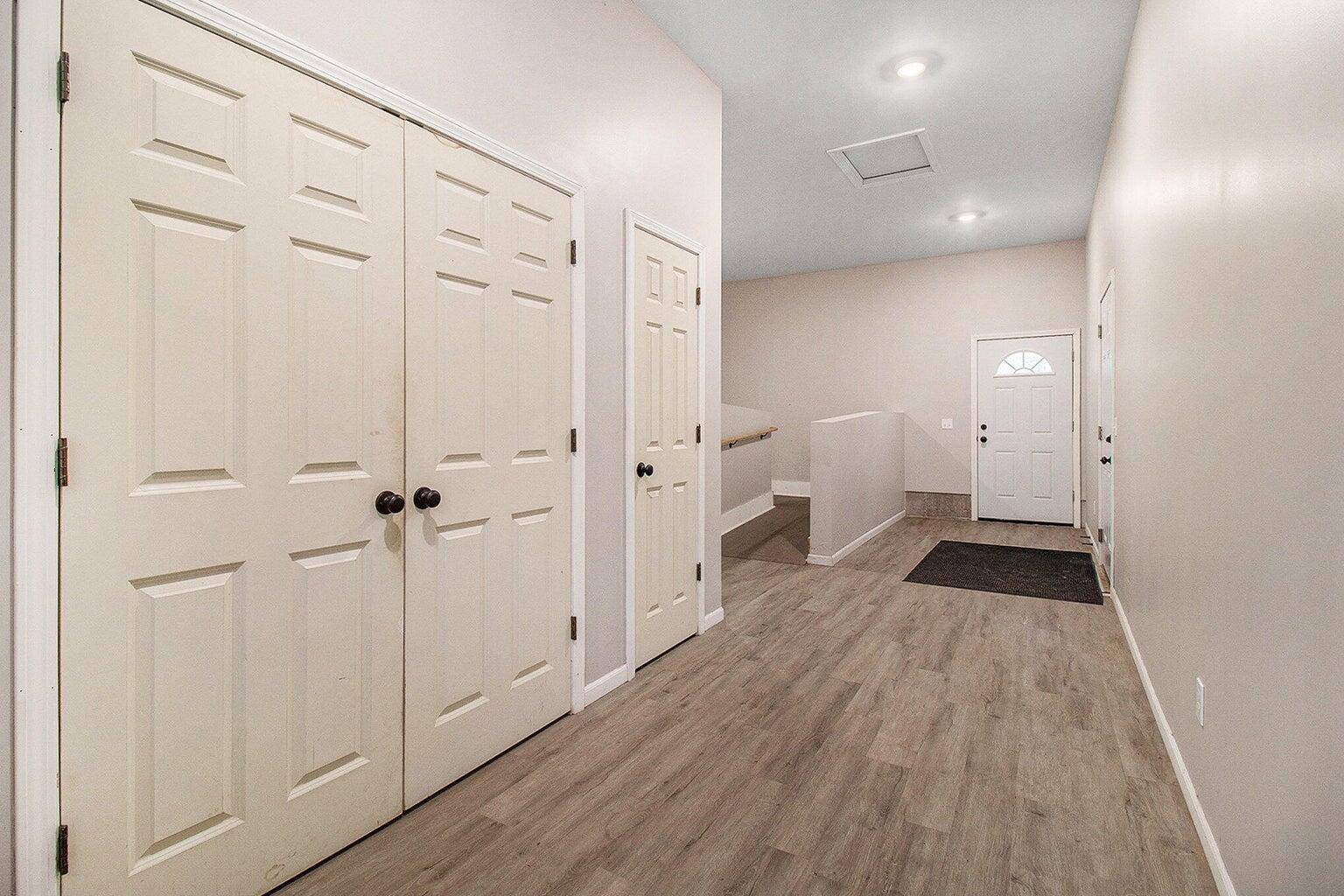 105 N Mike Street Property Photo 28