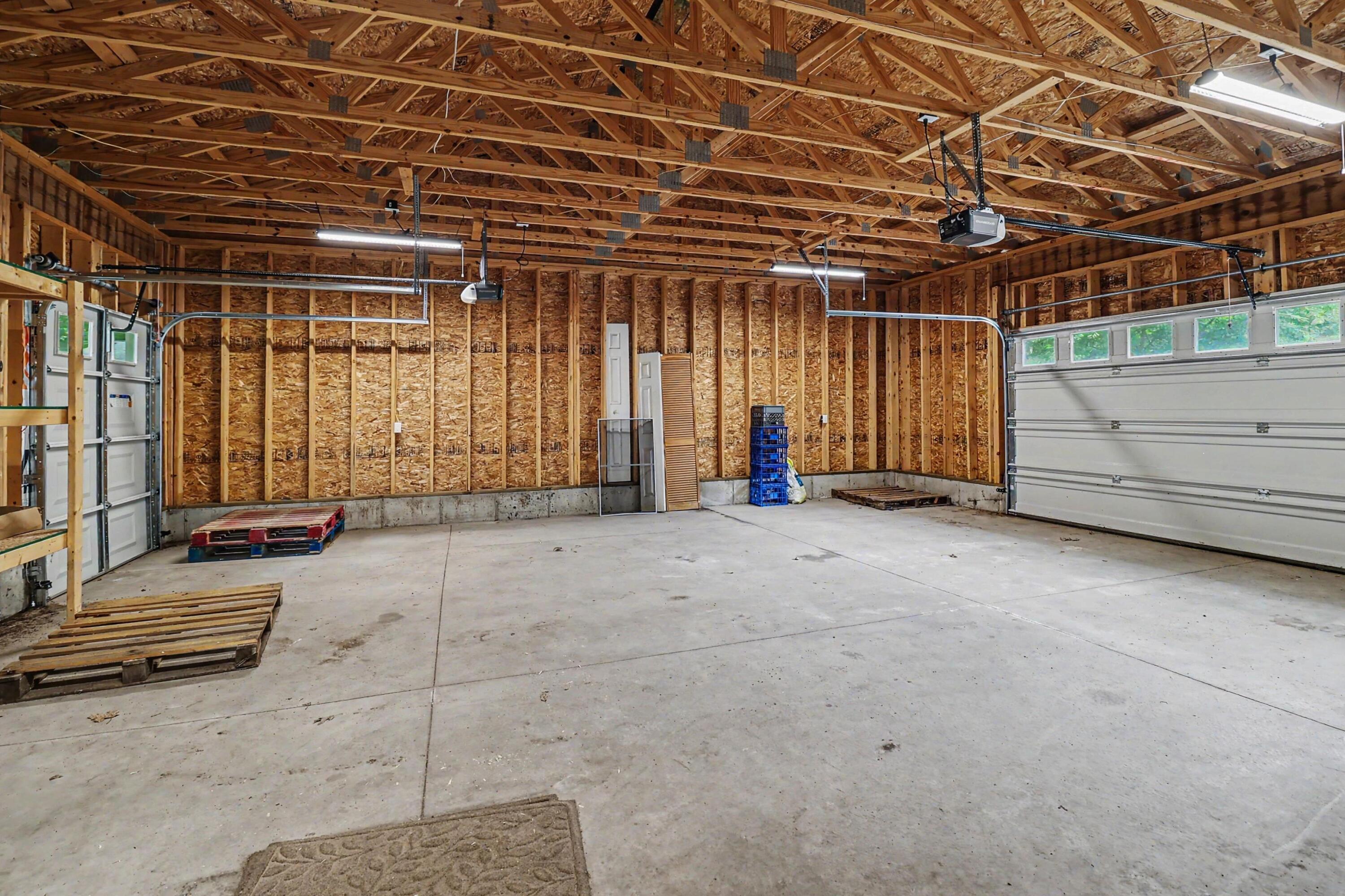 105 N Mike Street Property Photo 29