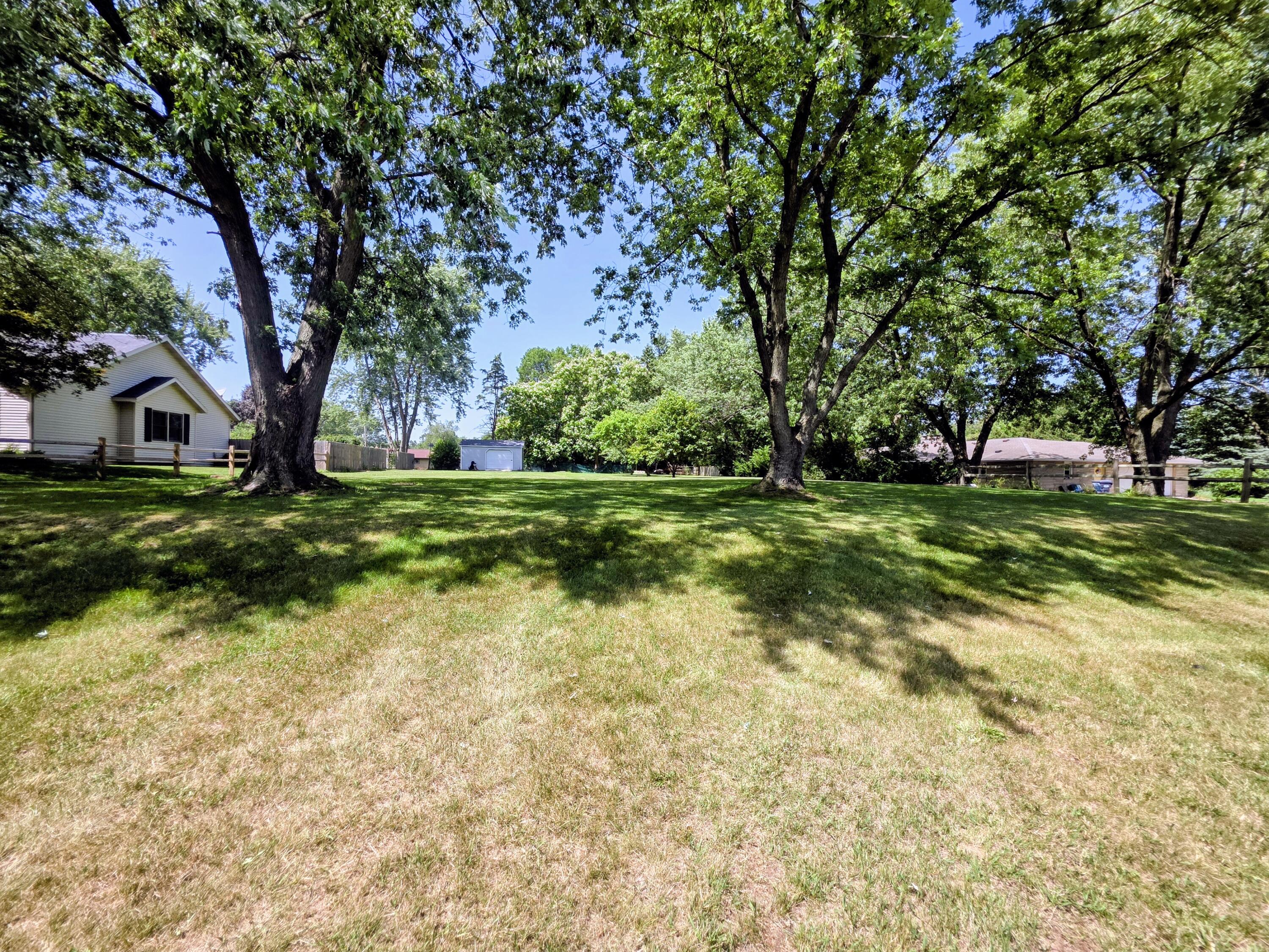 6421 Plainfield Avenue Property Photo 5