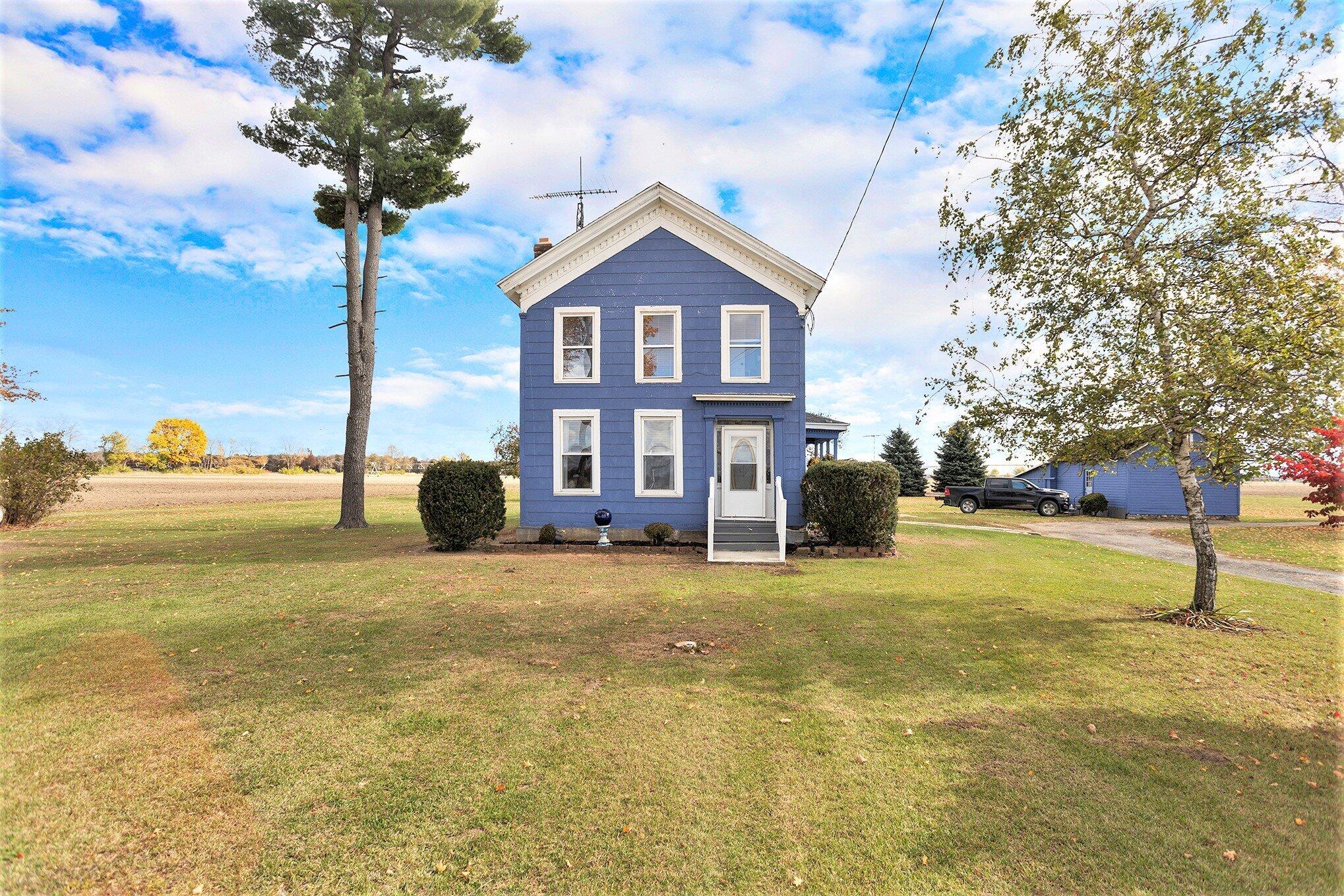 55637 Bennett Road Property Photo 1
