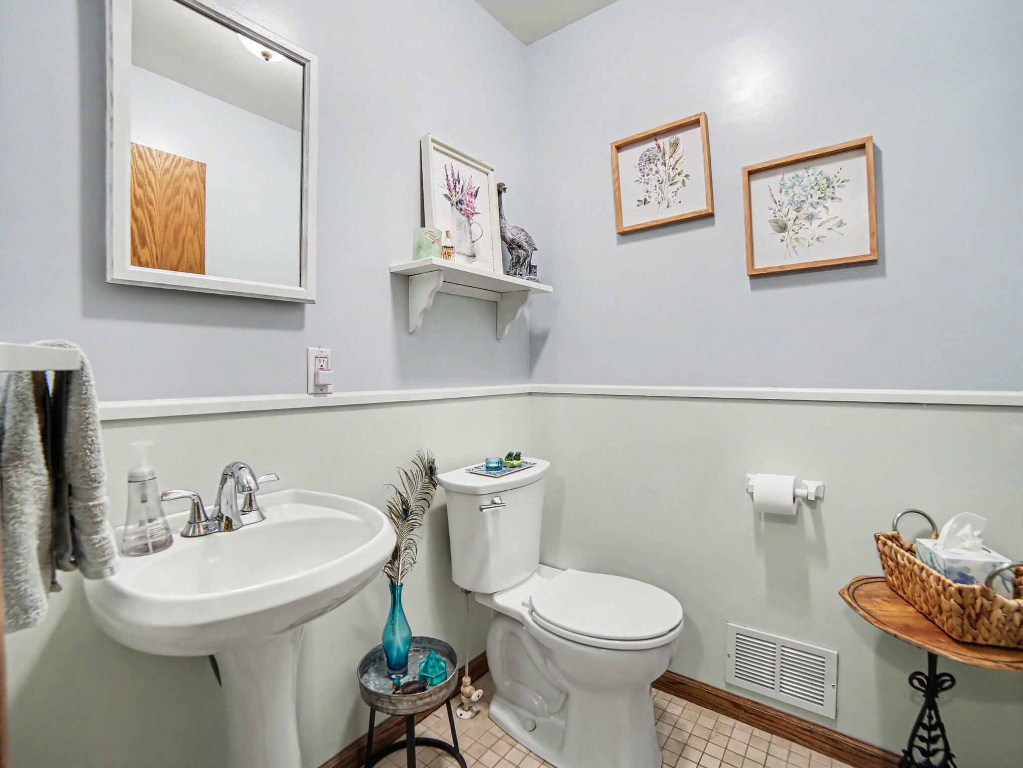 1579 N Marilyn Drive Property Photo 21