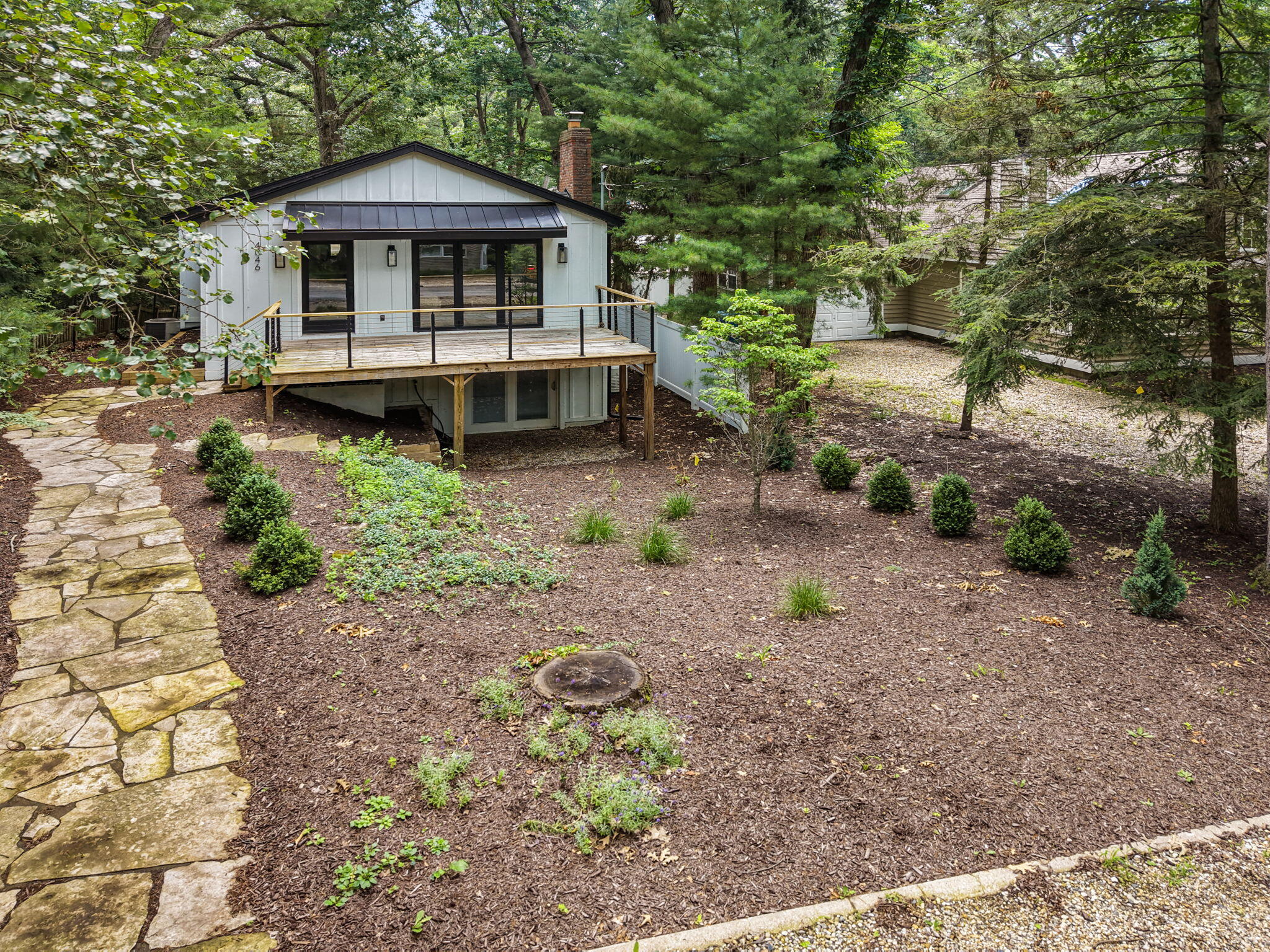 4046 Hillside Trail Property Photo 2